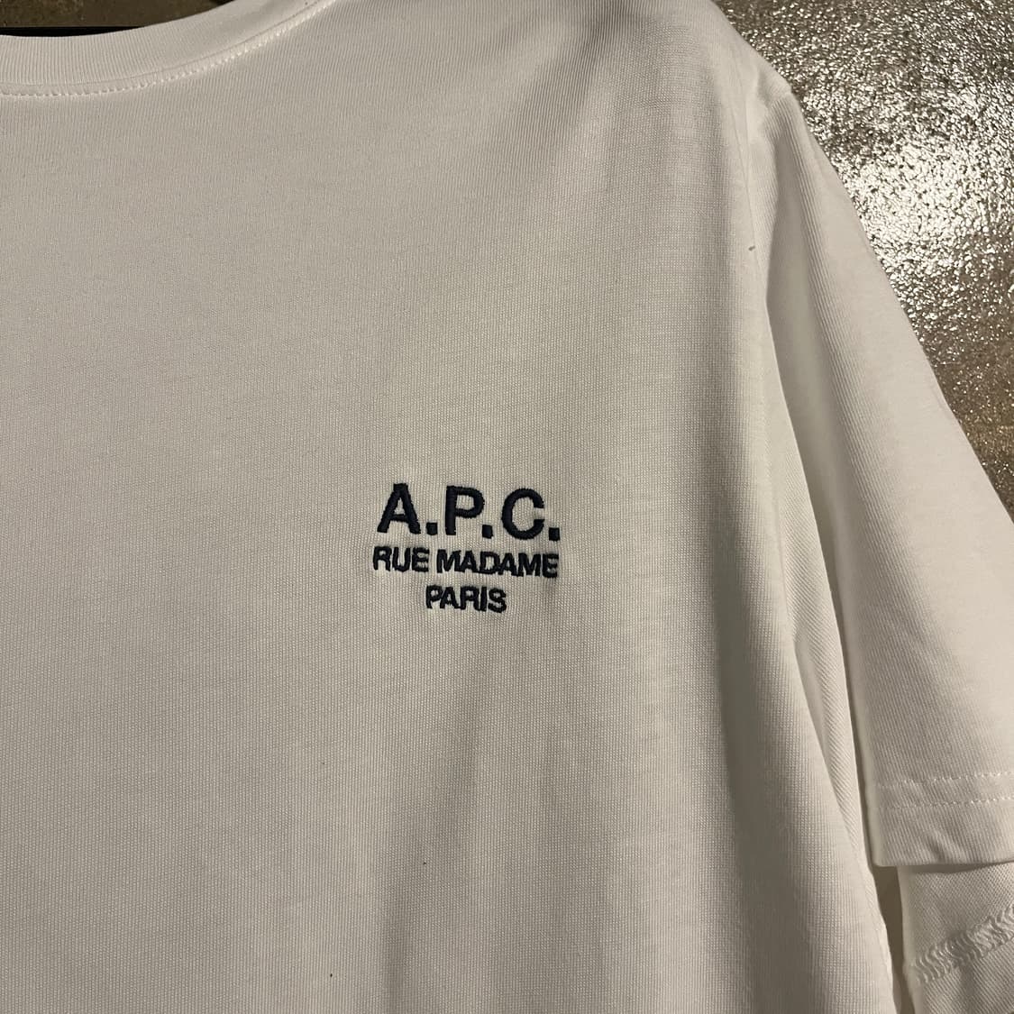 아페쎄 라운드 반팔티 상품이미지6