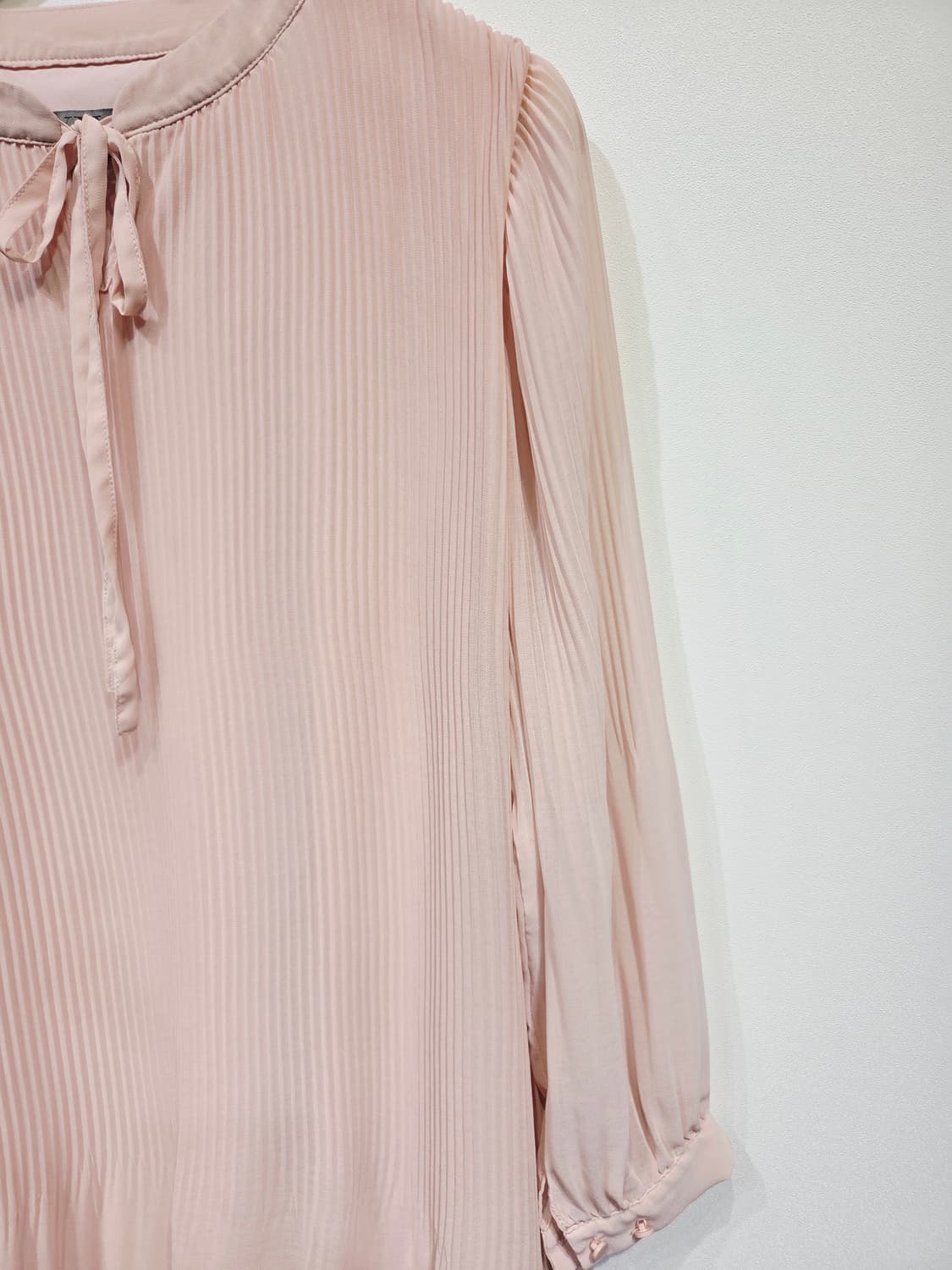 베라왕. 핑크색 플리츠 원피스_66 상품이미지3
