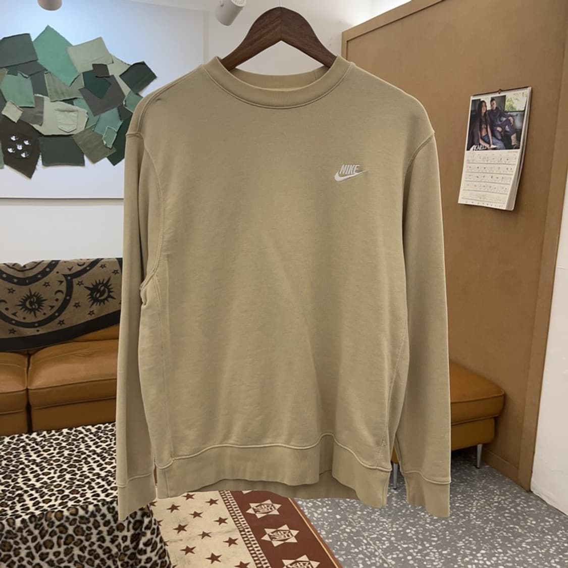 나이키 NSW 클럽 프렌치 테리 크루 오트밀 맨투맨 L C09533 상품이미지3