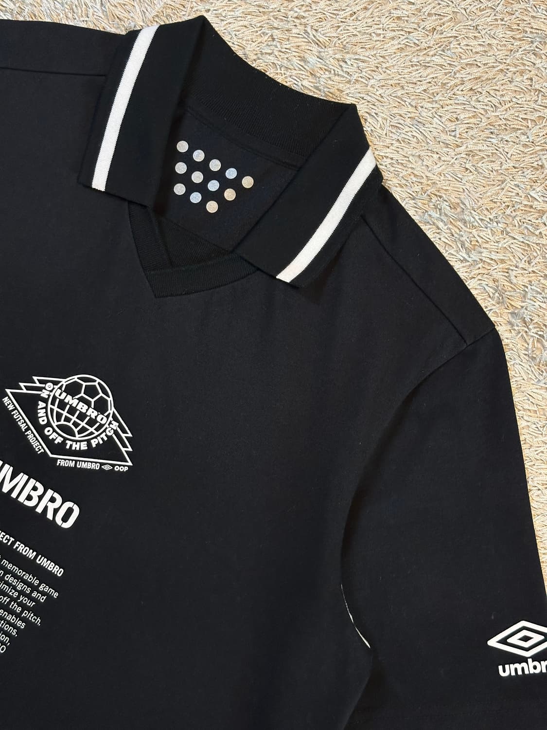 엄브로 UMBRO OOP 반팔 카라티 블랙 상품이미지2