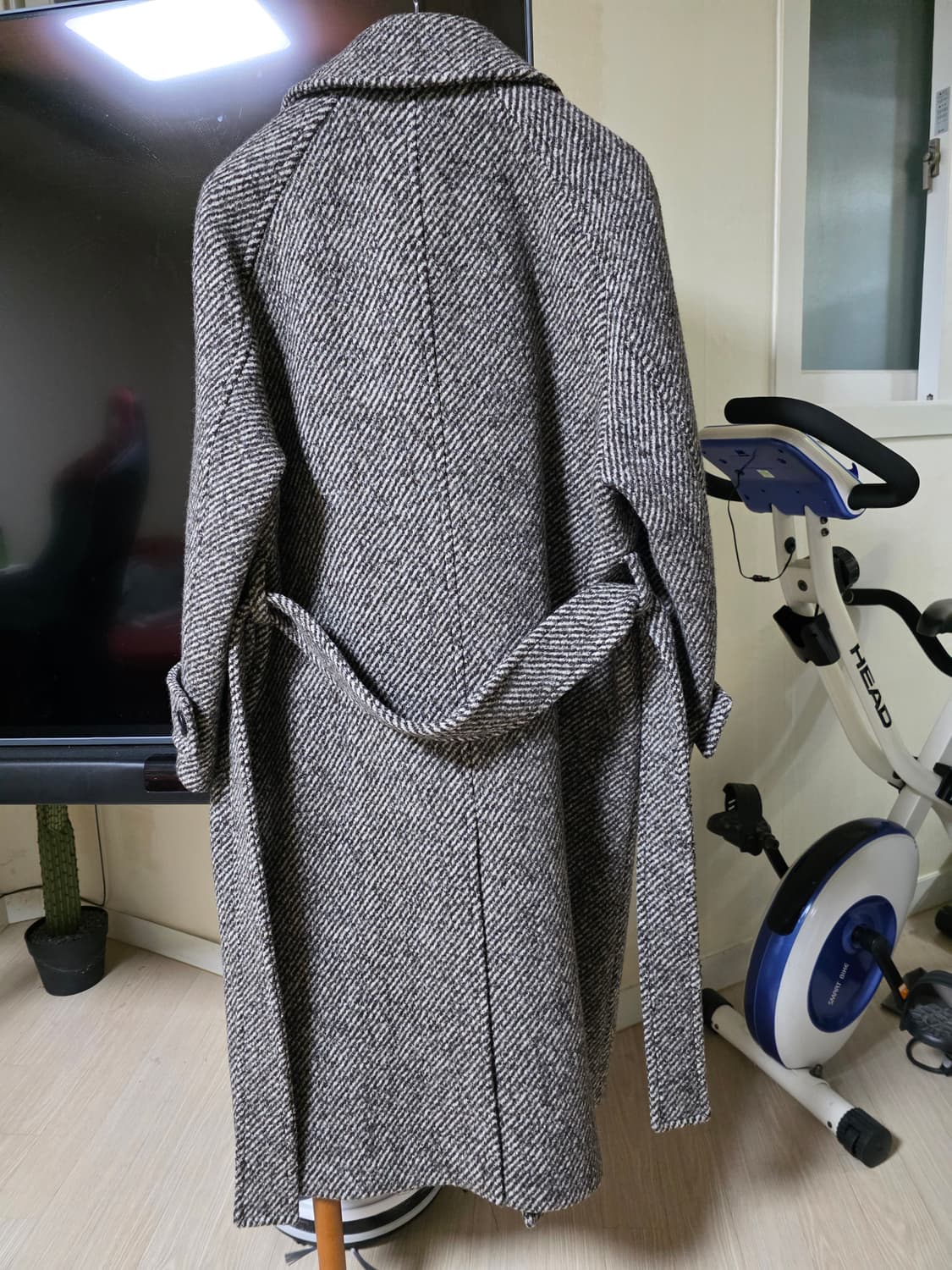 [택미제거 새상품] 솔리드옴므 메인 헤링본 코트 44 상품이미지4