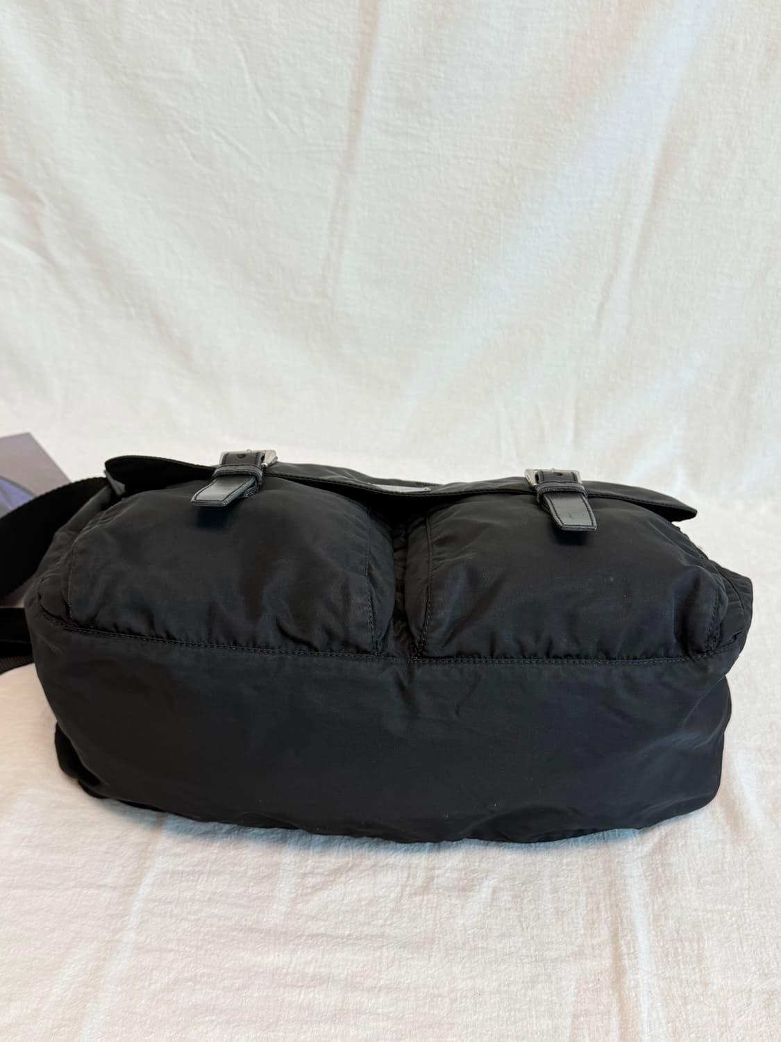 정품 프라다 포코노 나일론 투포켓 메신저백 크로스백 숄더백 블랙 상품이미지8