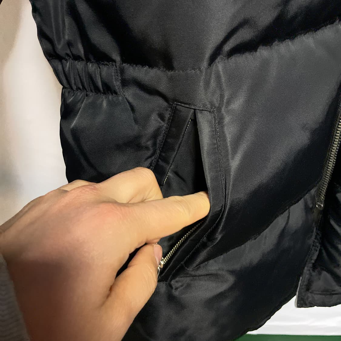 입생로랑 리버시블 블랙/실버 다운 패딩 점퍼 105 상품이미지4