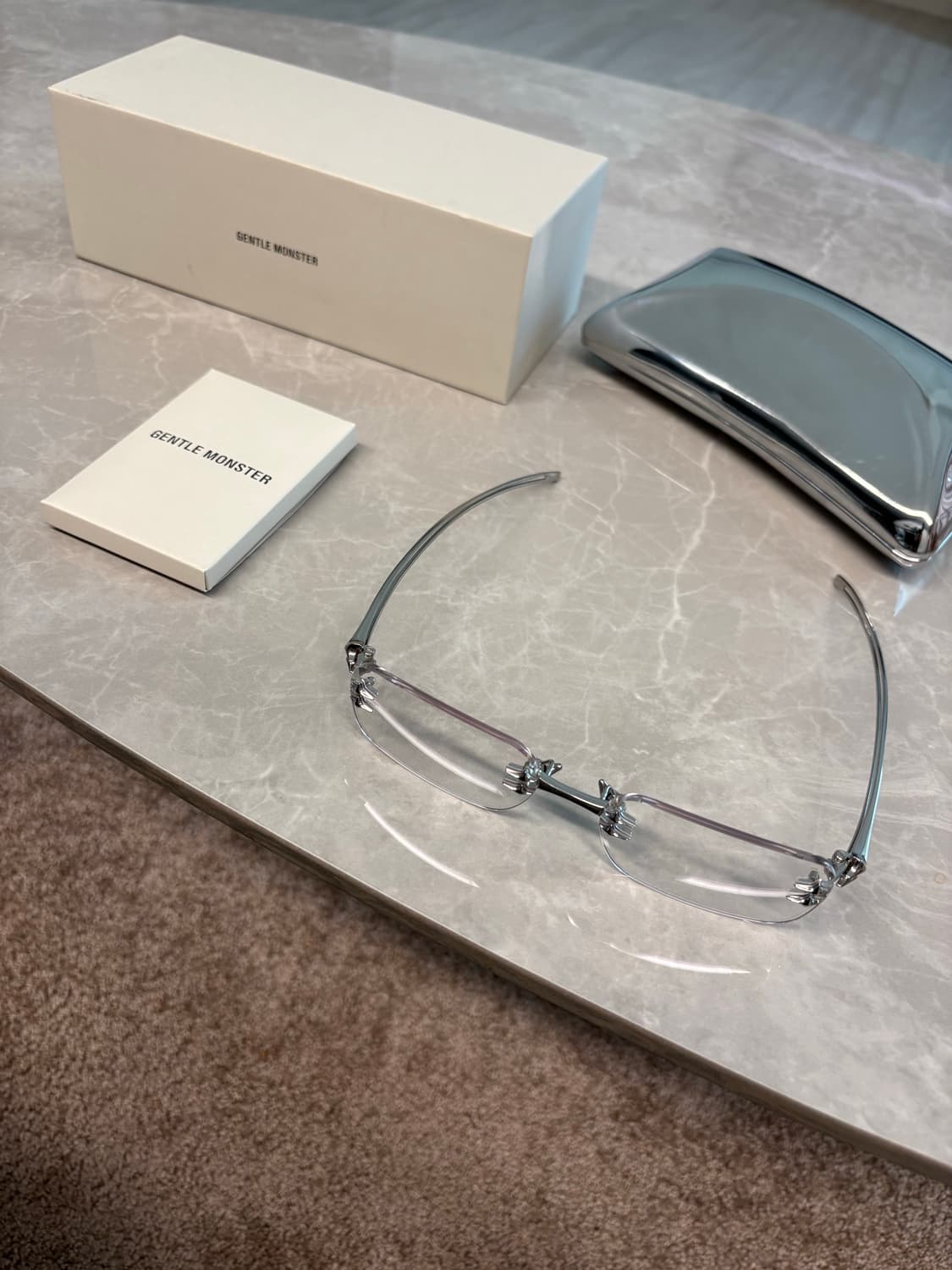 젠틀몬스터 테트라02 상품이미지1