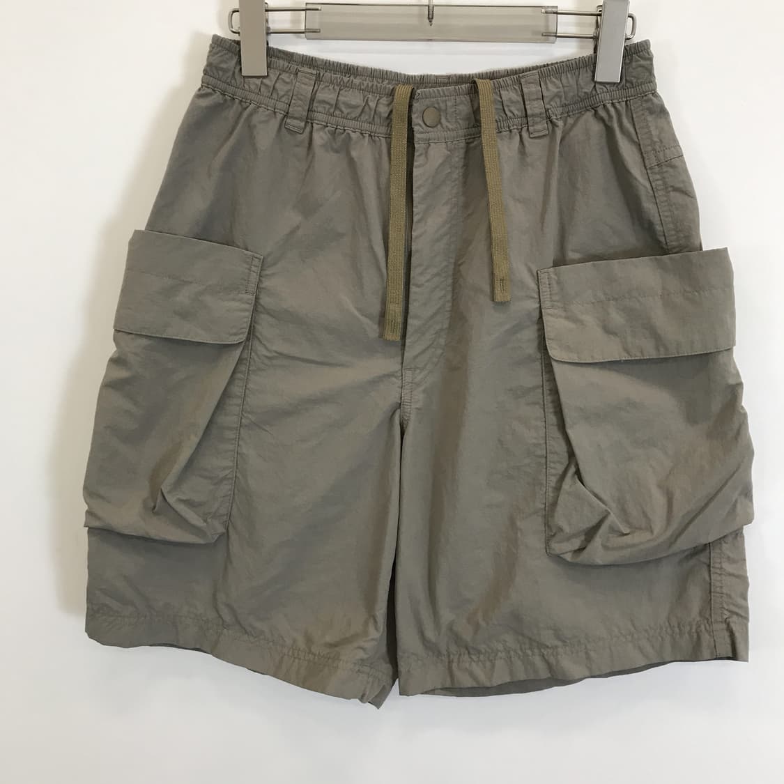 유니클로U 파라슈트 카고 쇼츠 [M] 상품이미지1