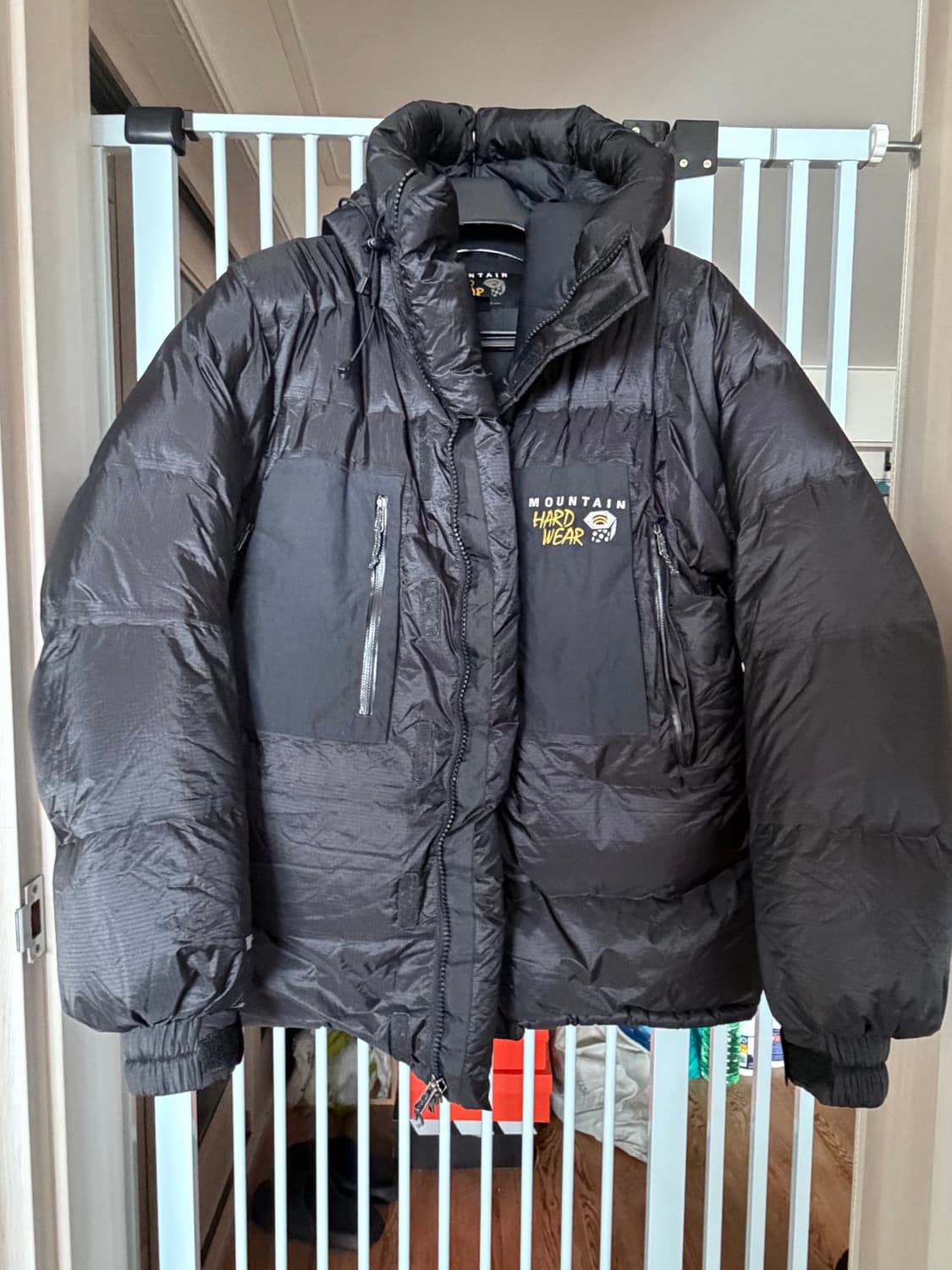 [해외S / 국내 105] 마운틴하드웨어 구형 앱솔루트 블랙 상품이미지1