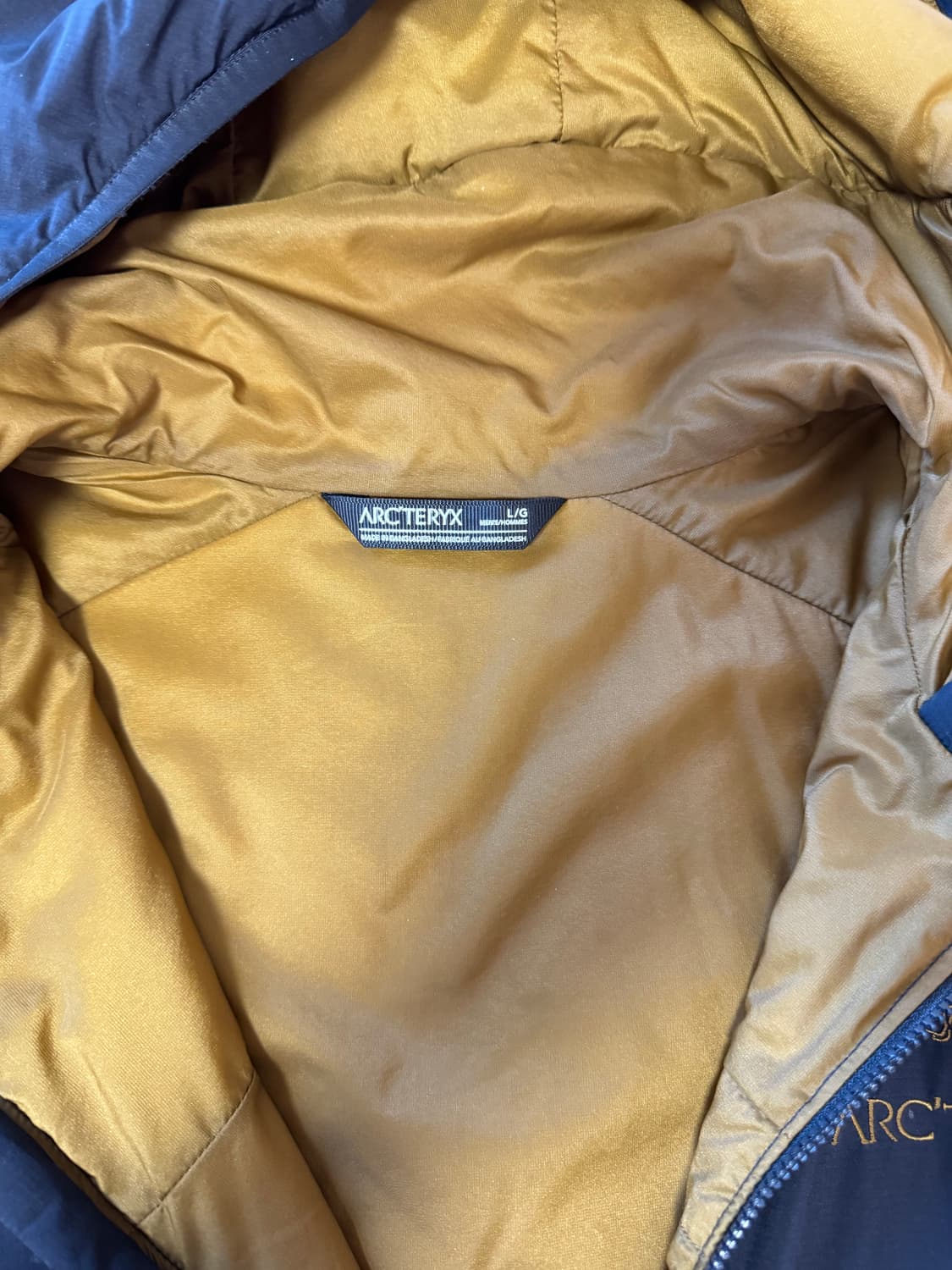 아크테릭스 아톰 LT 24K 블랙 L 상품이미지5