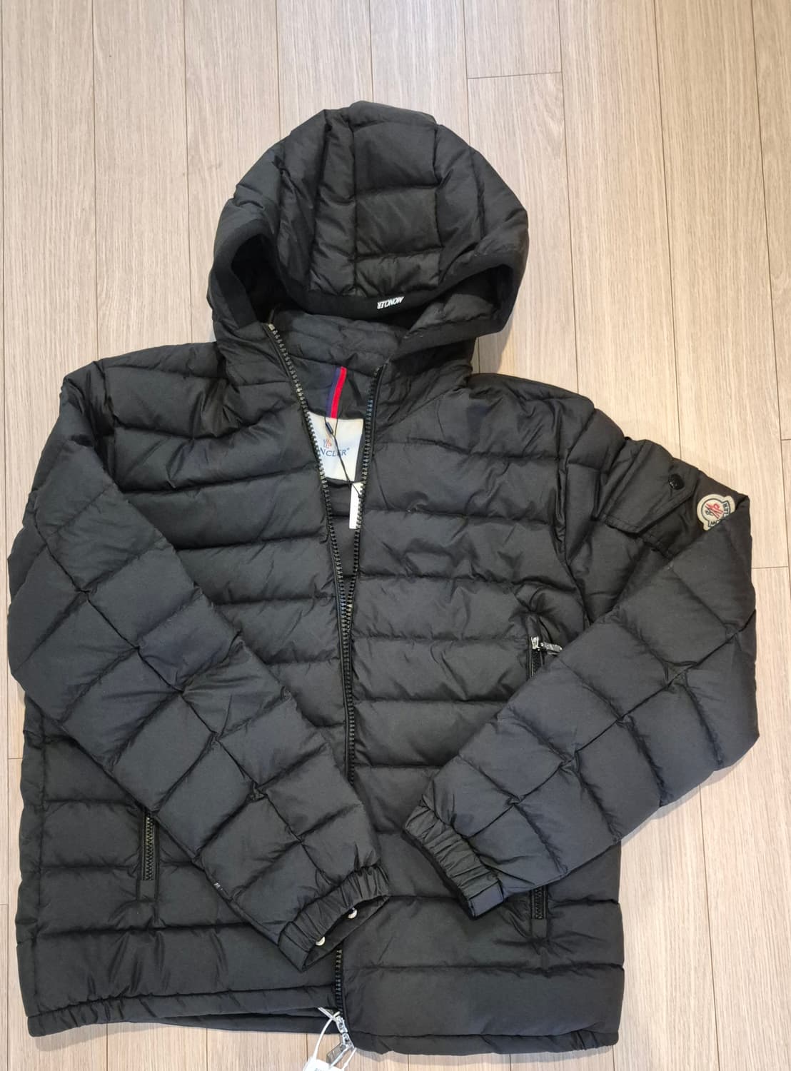 몽클레어패딩 상품이미지1