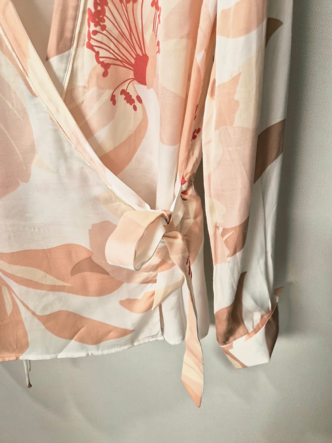 [Massimo Dutti] 마시모두띠 플로럴 랩 블라우스 ( 34 상품이미지4