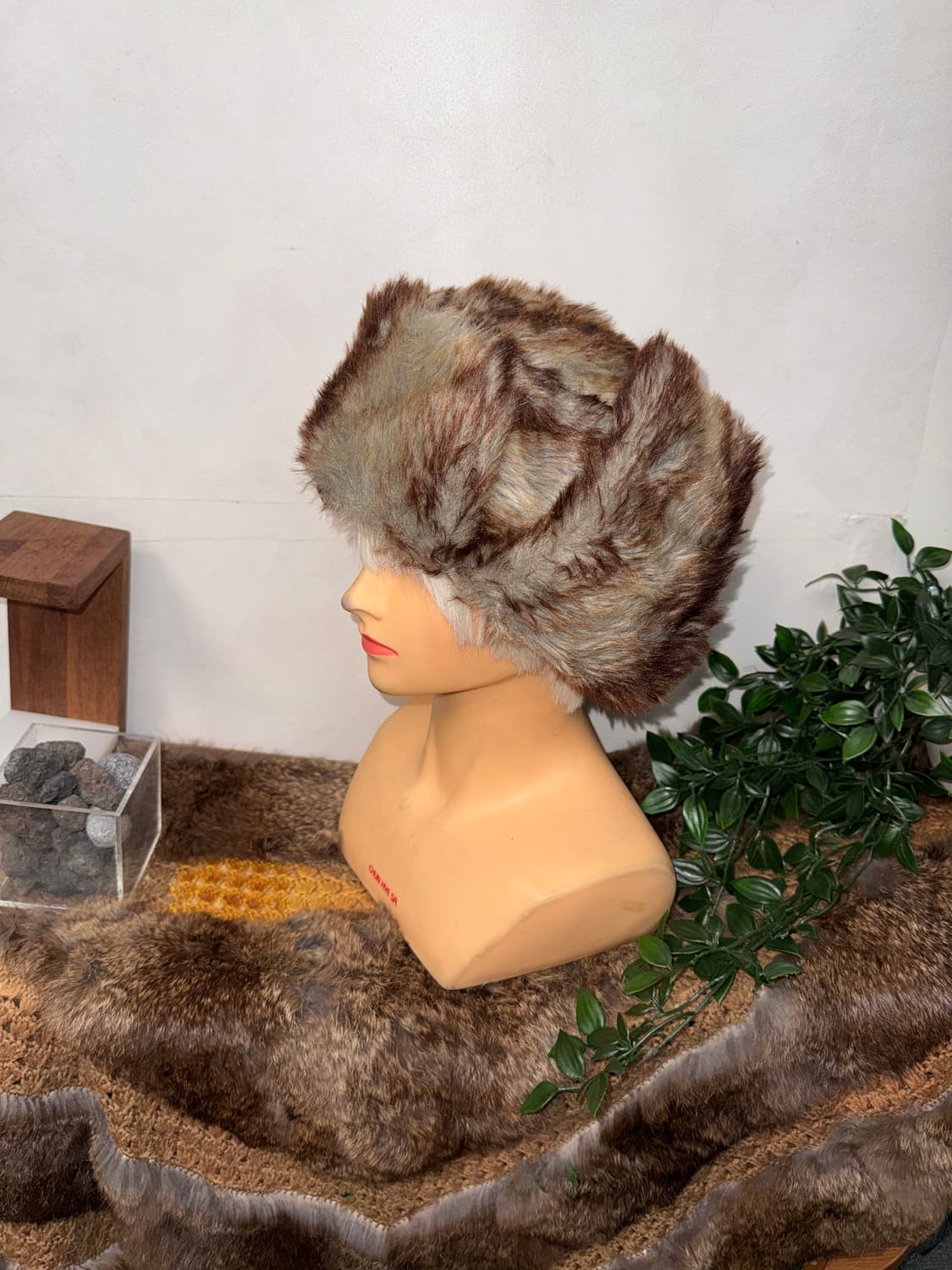 Mixed blue brown faux fur trapper hat 상품이미지2