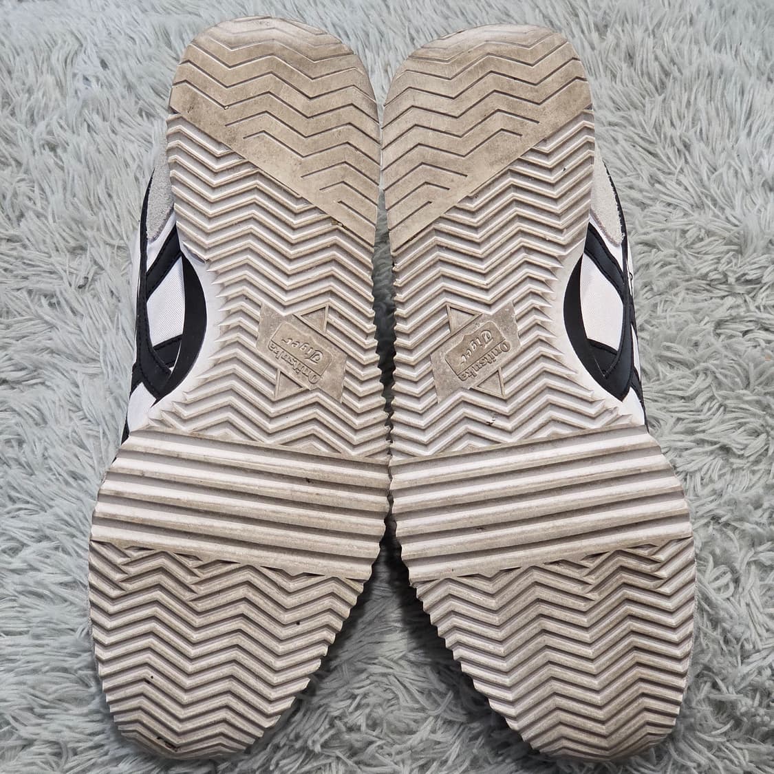 7a-20:오니츠카 타이거 라이트러너 화이트/블랙 25.5cm 상품이미지9