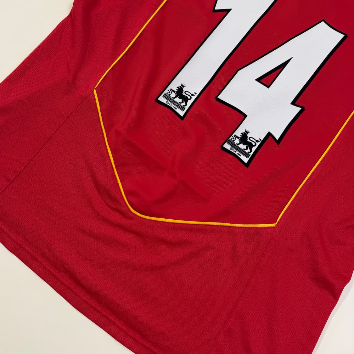 04-05 아스날 홈 앙리 유니폼 상품이미지3