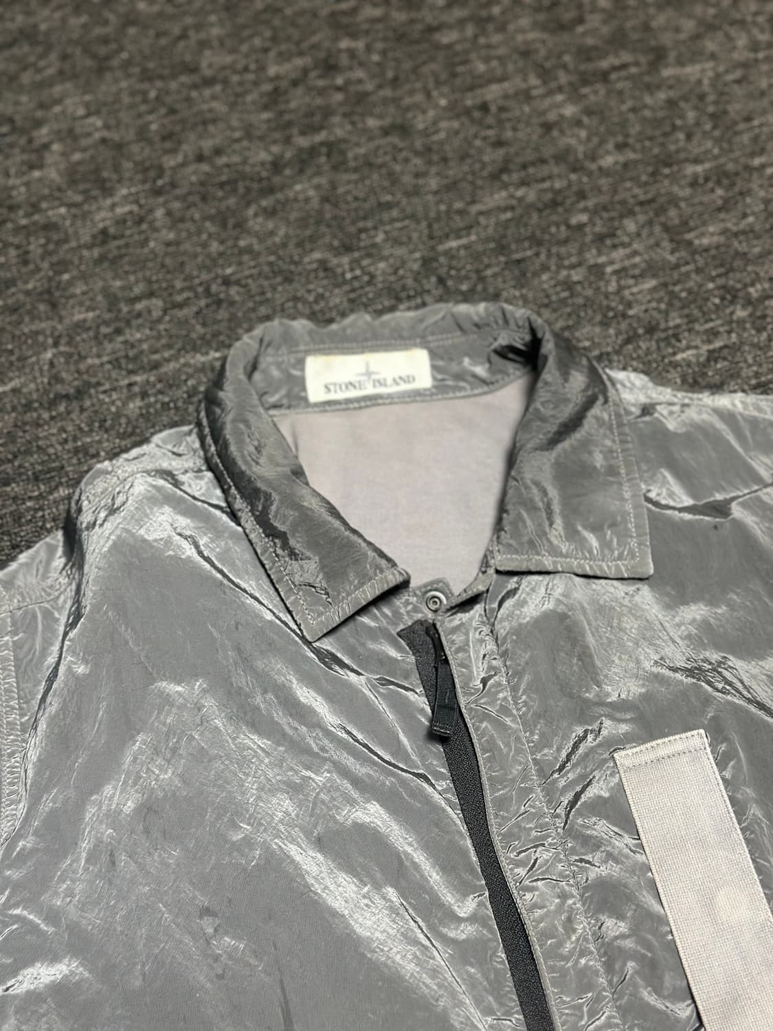 스톤아일랜드 17FW 나일론메탈 셔츠 XL황금사이즈 식케이 착용 상품이미지3
