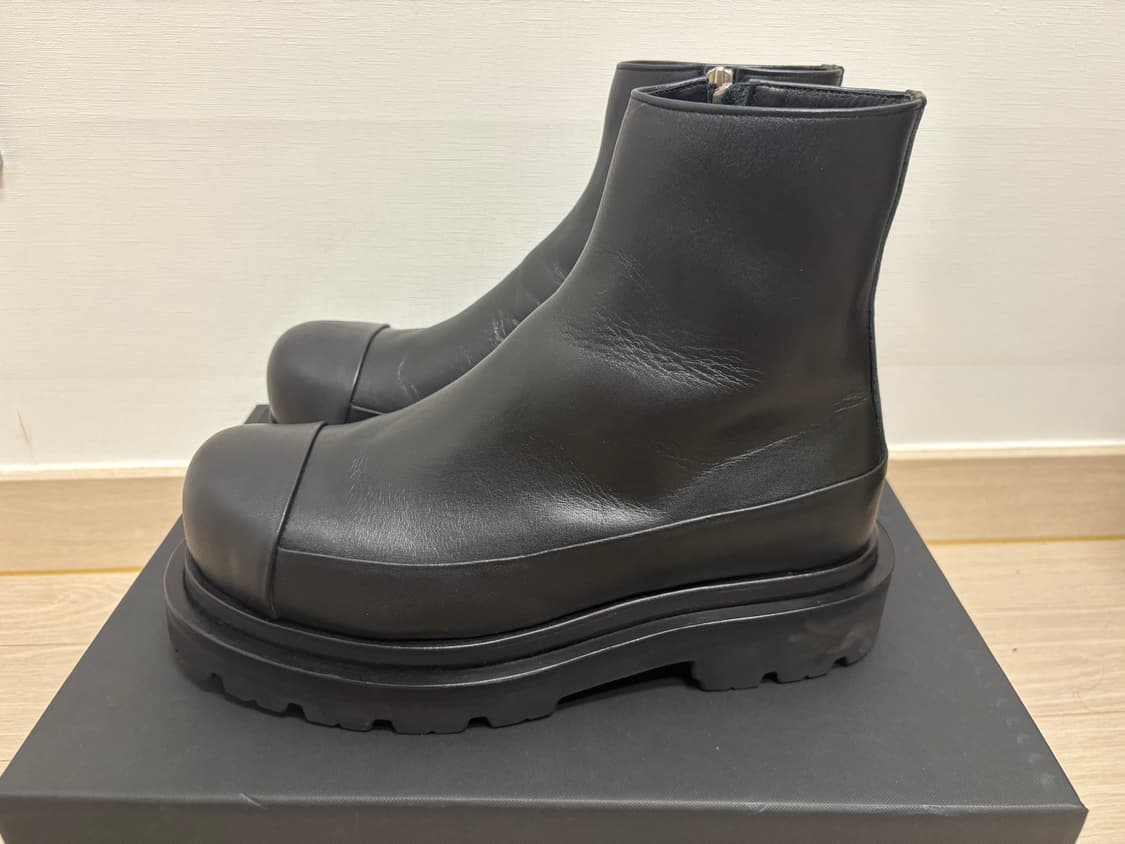 송지오 24FW 컬렉션 고무신 부츠 270 상품이미지3