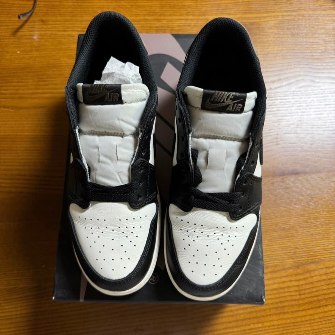 조던1 로우 모카 240(6Y) 상품이미지2