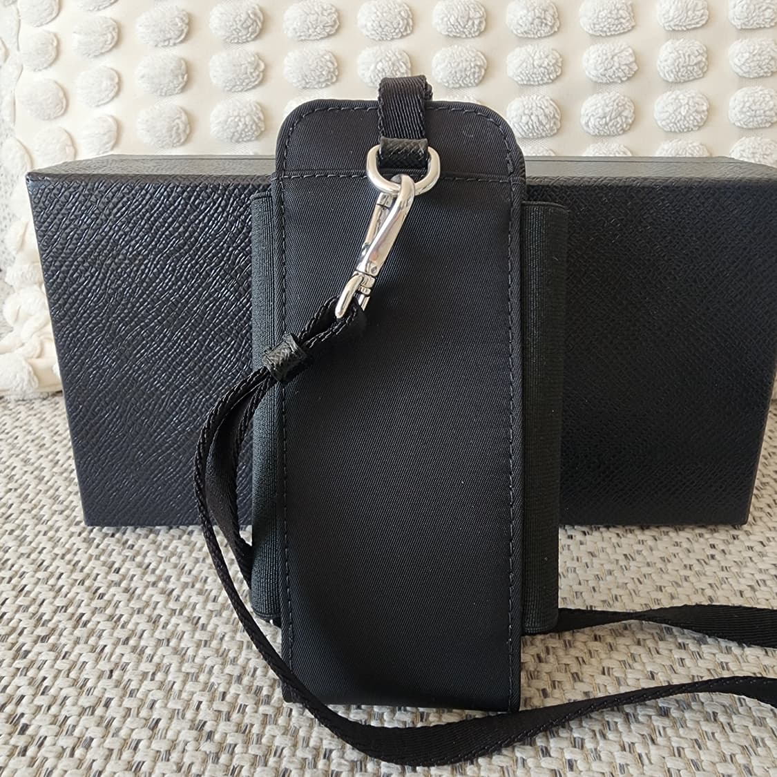 미사용품 프라다 삼각로고 리나일론 테수토 폰 파우치 시가렛 케이스백 상품이미지7