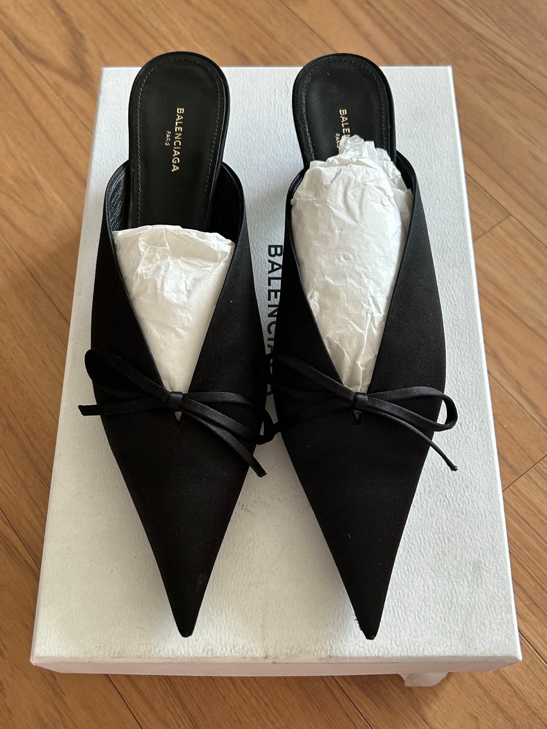 발렌시아가 실크 펌프스  상품이미지5