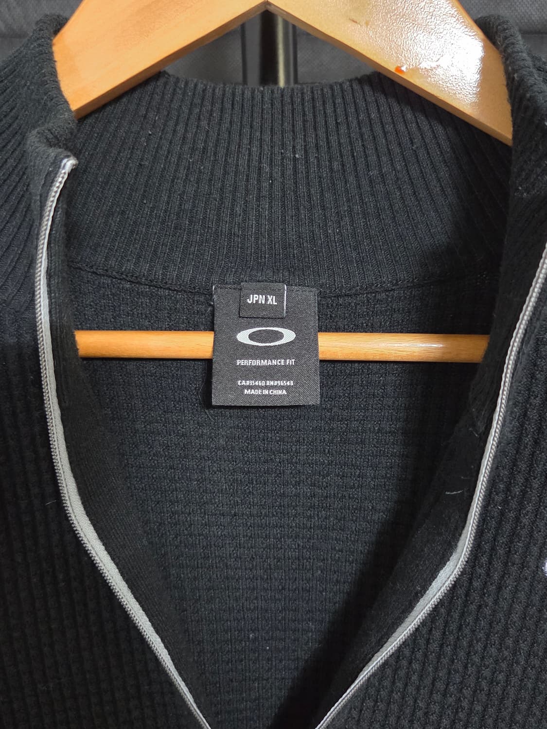 [오클리] 스컬 디바이디드 하프집업 스웨터 | 00190 상품이미지3