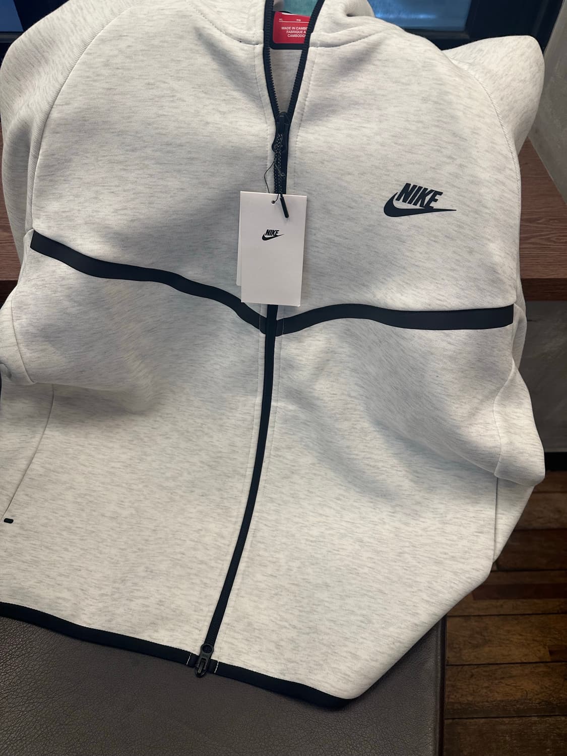 나이키 테크 폴리스 상품이미지5