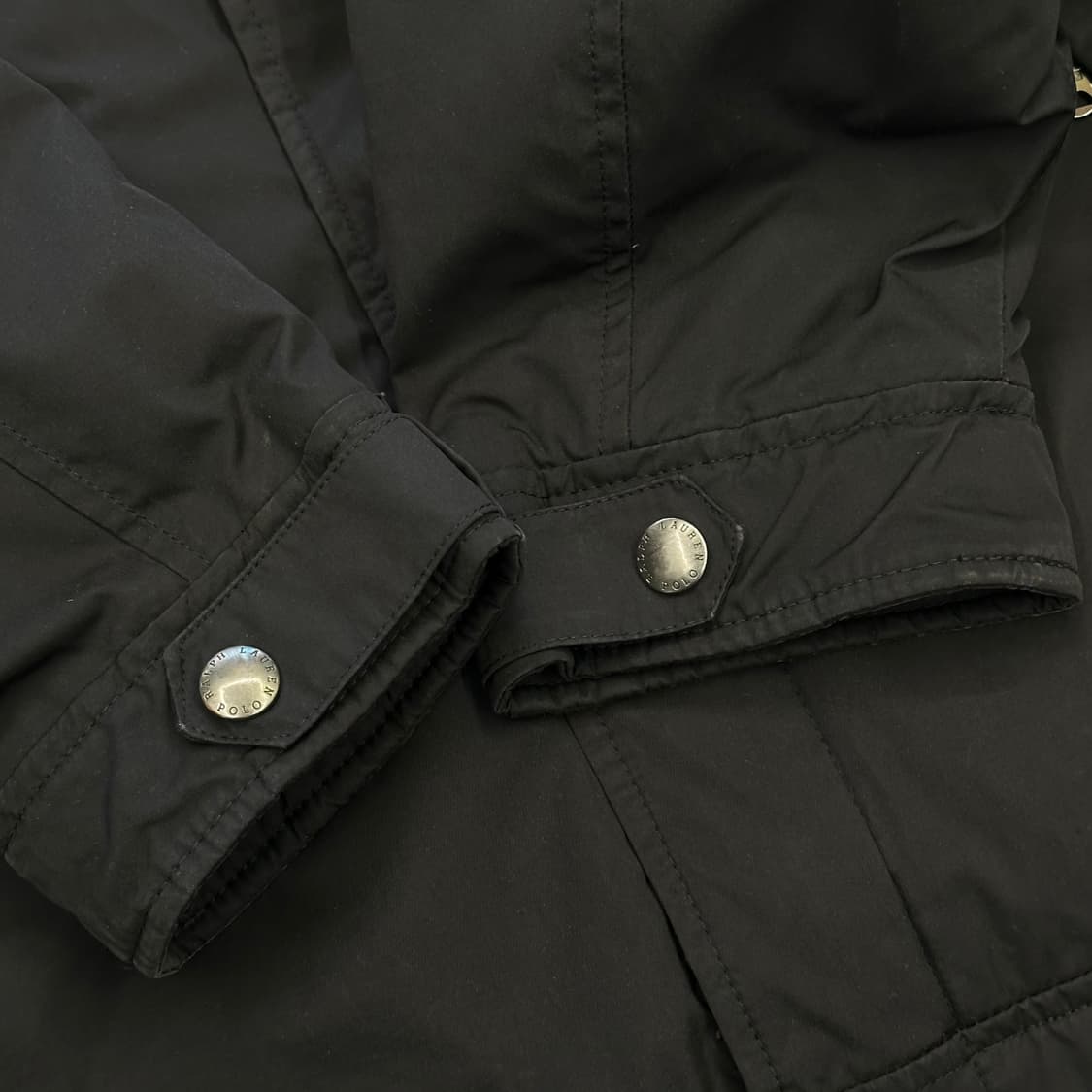 L 폴로랄프로렌 내장후드 블랙 폴리쉘 페리 자켓 상품이미지5