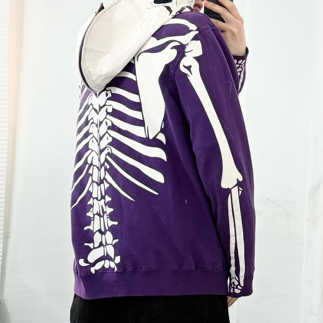 (칸예 착용) LRG 스컬 본 후드 집업 상품이미지3