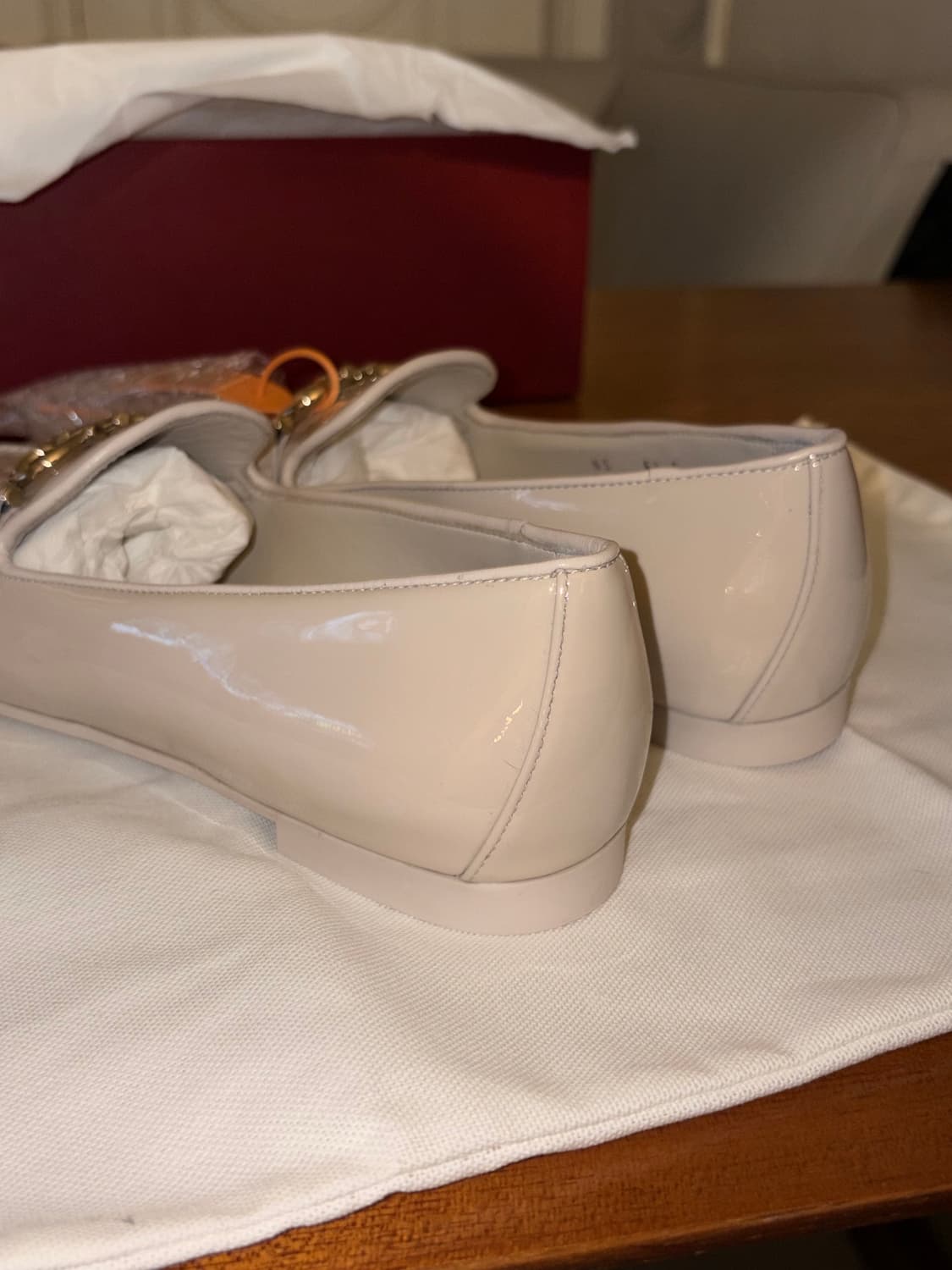 (새상품) 페라가모 간치니 모카신 여성 로퍼 6½  상품이미지7