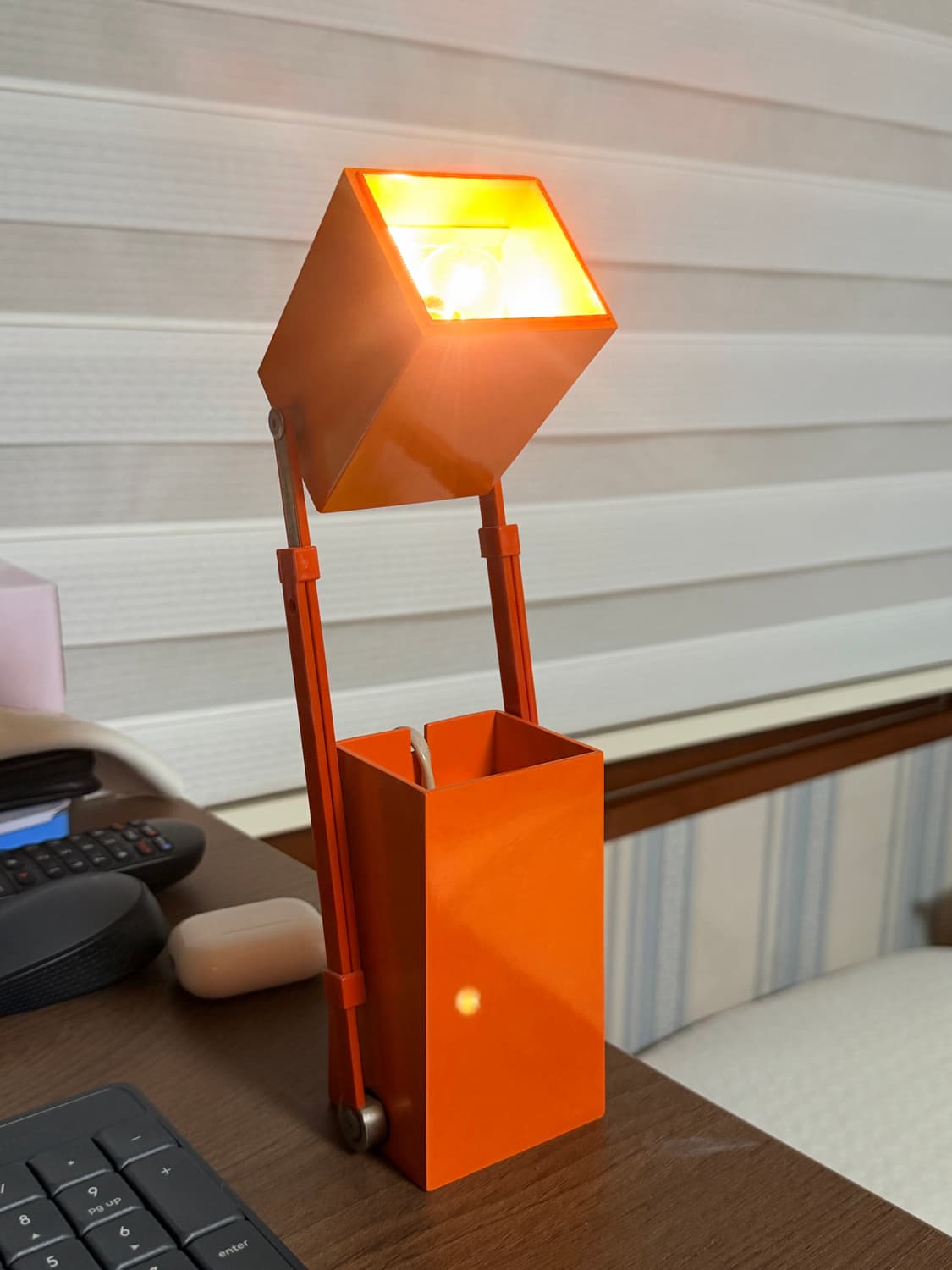 루이스 폴센 lampetit 오렌지 빈티지 데스크램프 상품이미지1