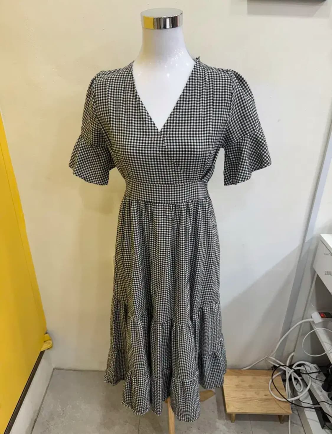 vtg 깅엄 체크 V넥 플레어 롱 원피스 상품이미지1