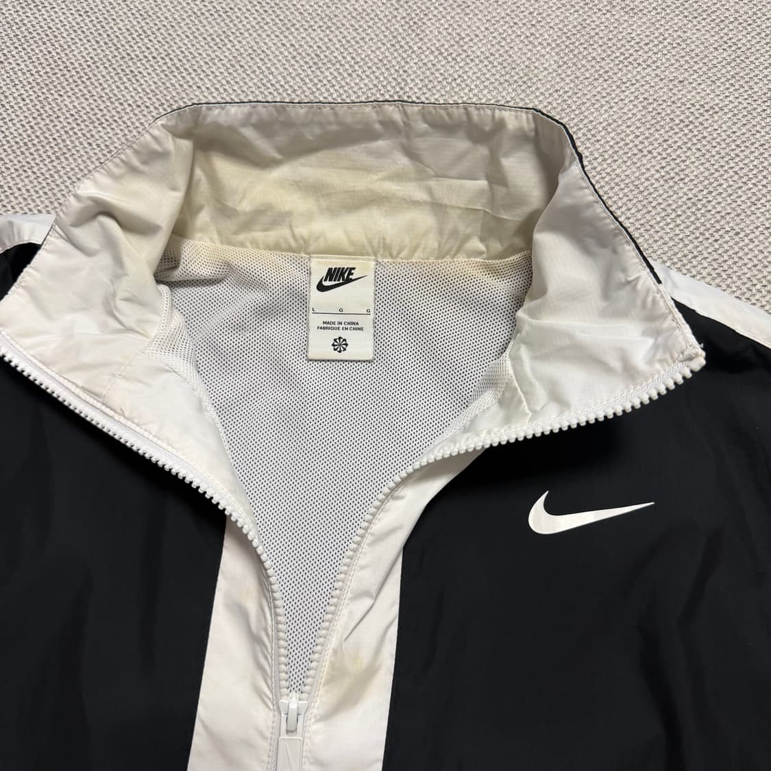 나이키 배색 빅스우시 바람막이 자켓 상품이미지2