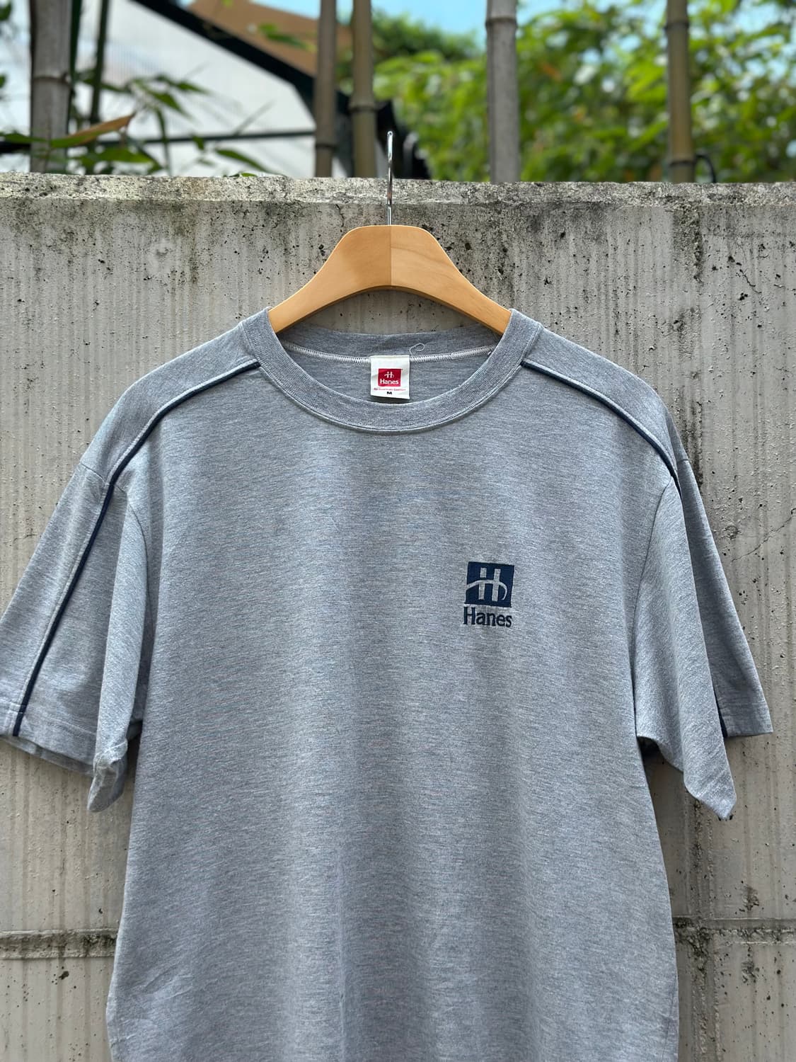 [M] 90’s Hanes 배색 파이핑 로고 반팔 티셔츠 상품이미지3