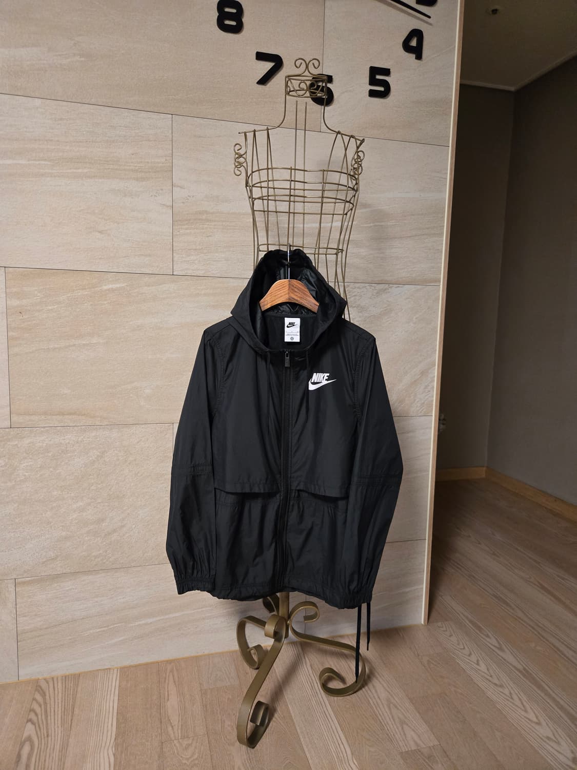 [s] 나이키 여성 바람막이 자켓 런닝복 상품이미지1