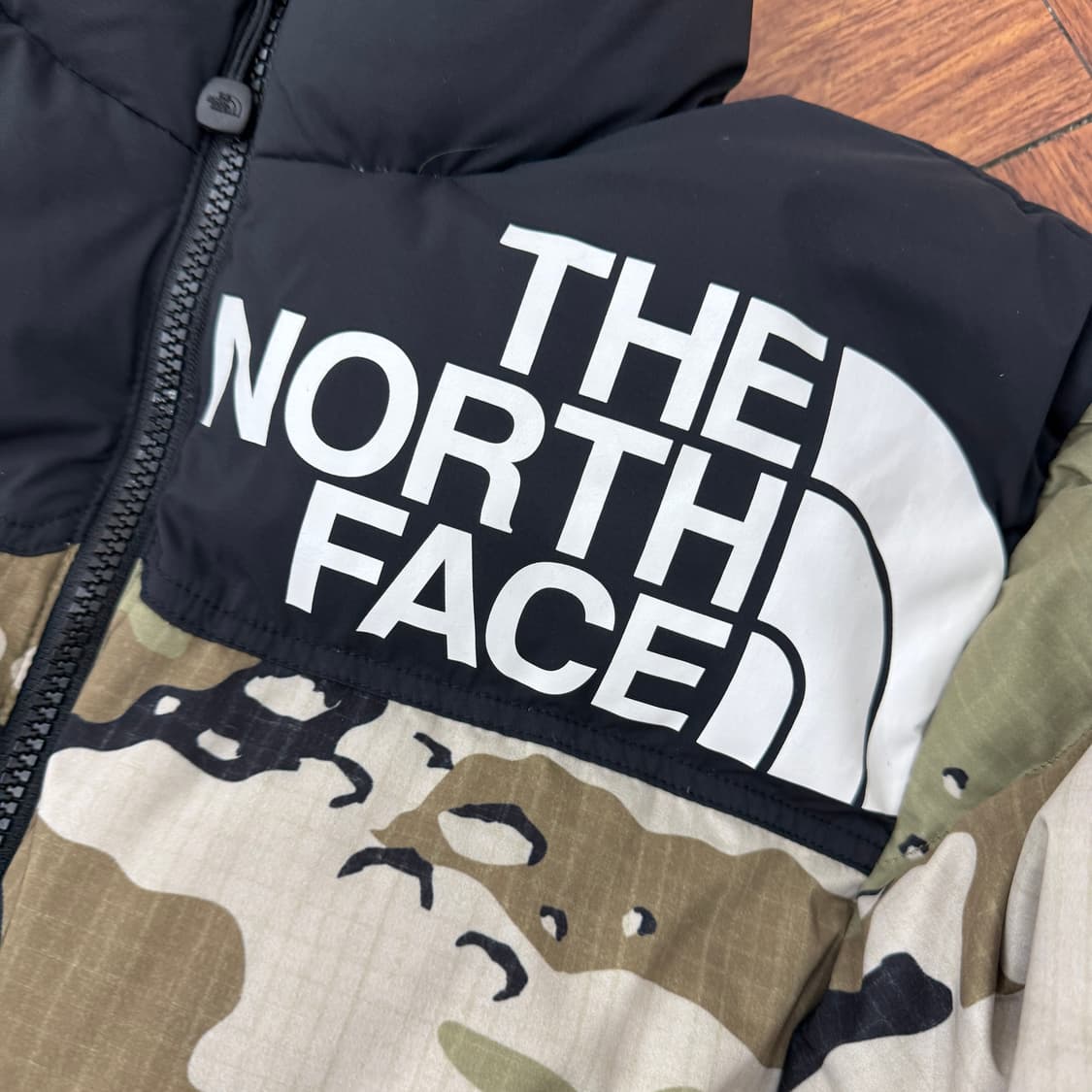 160 노스페이스 키즈 카모 노벨티 눕시 다운 자켓   상품이미지4