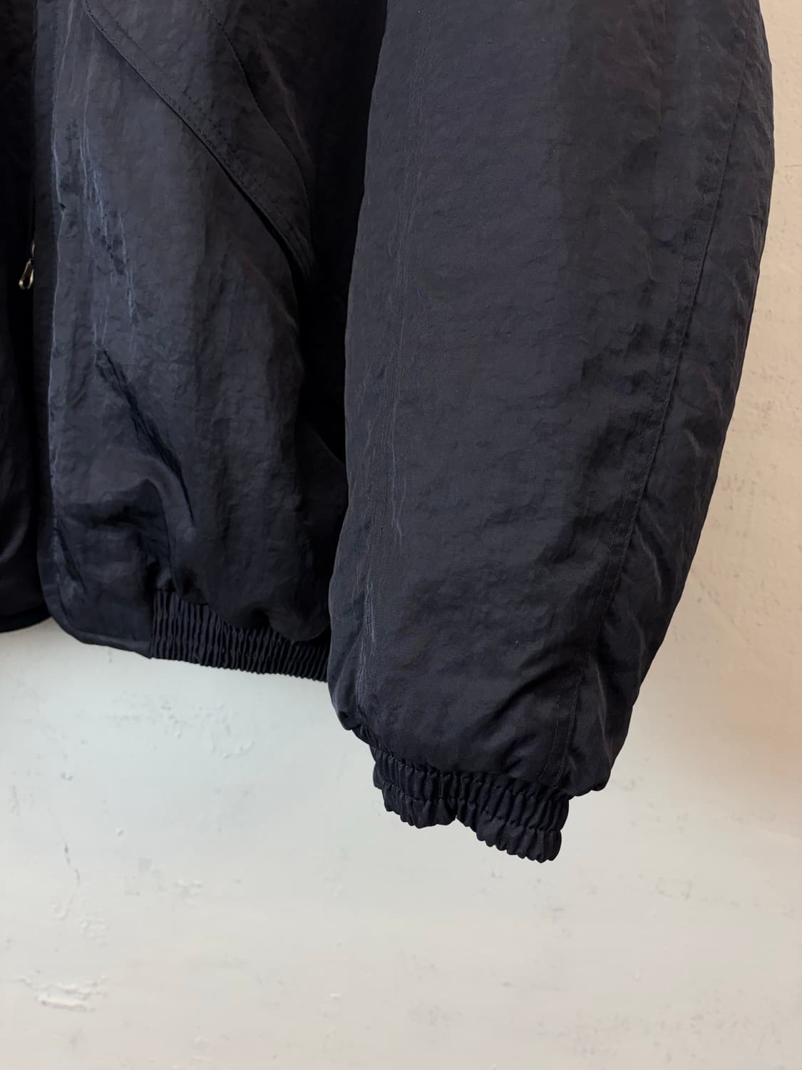 IEY 이에이 와이어 카라 오버사이즈 점퍼 블랙 상품이미지4