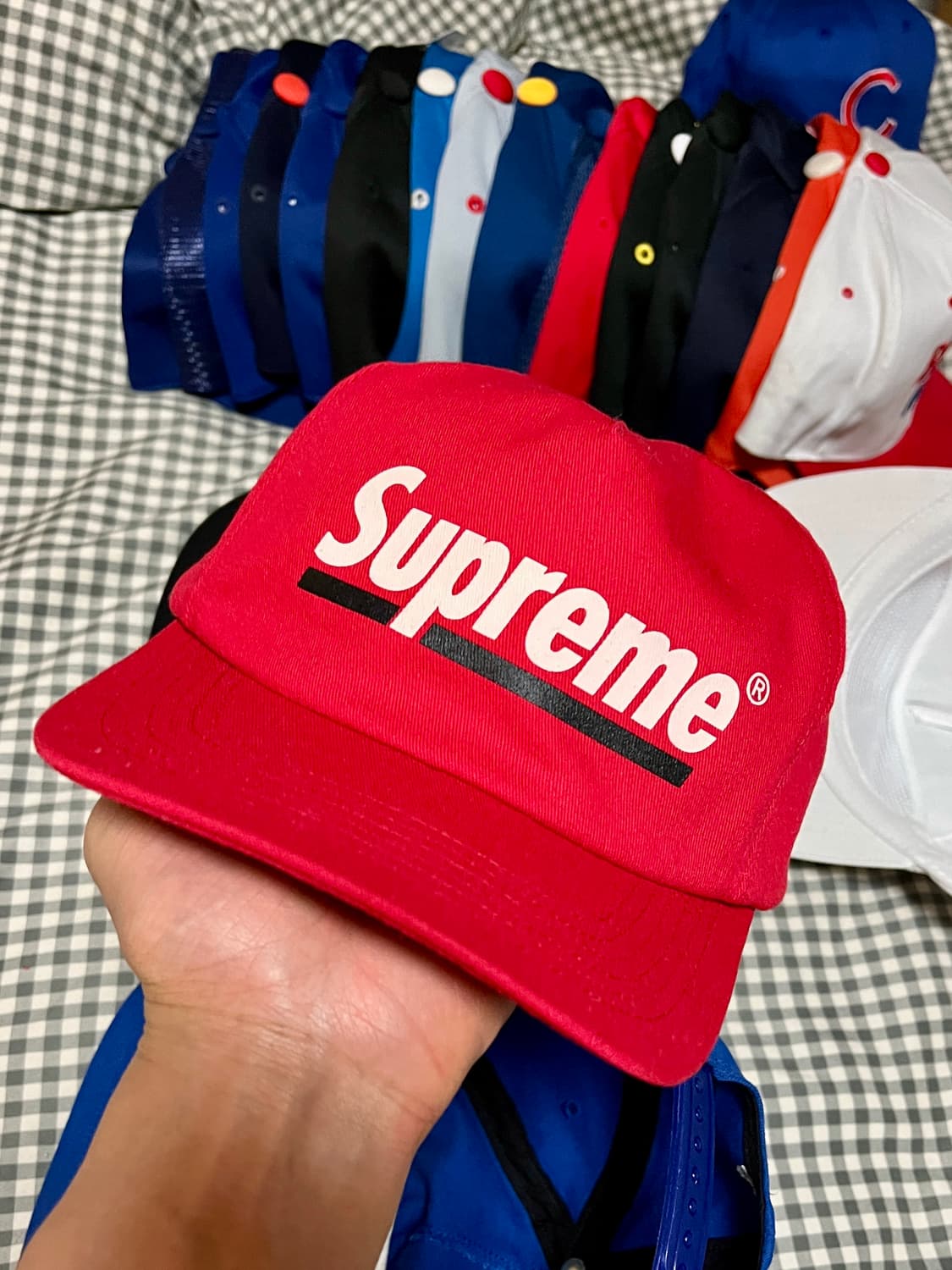 슈프림 언더라인 스냅백 레드 상품이미지1