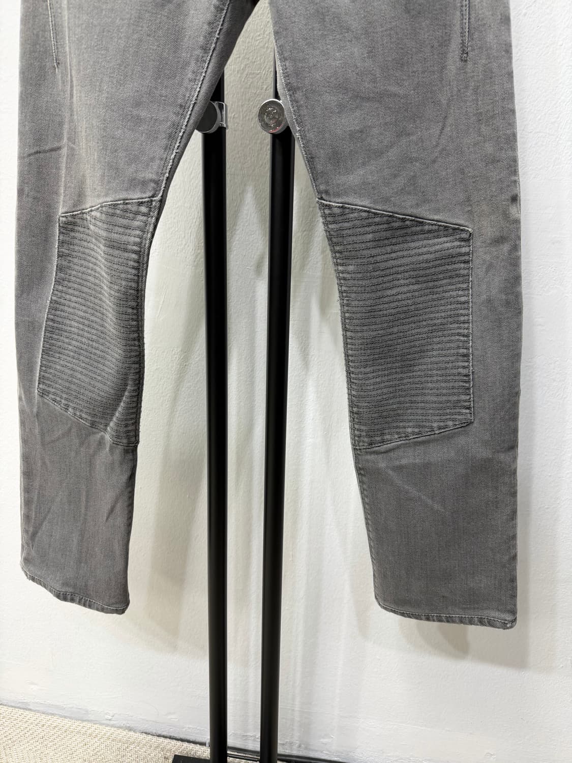 매장판정품) 베르사체 남성 바이커 스타일 데님 팬츠 32 상품이미지3