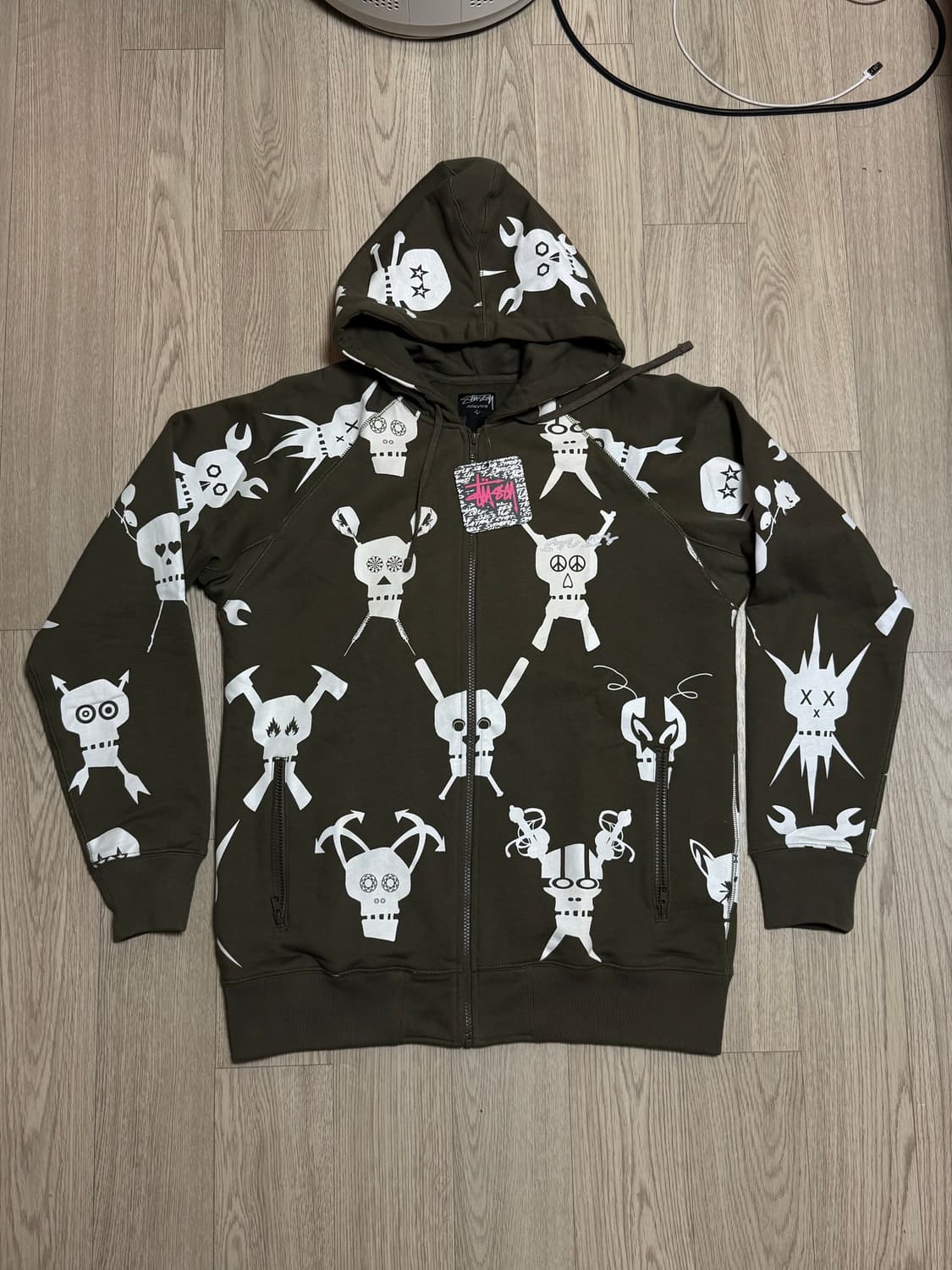 Stussy Futura 스컬 후드 집업 00’s 데드스탁 새상품 상품이미지2