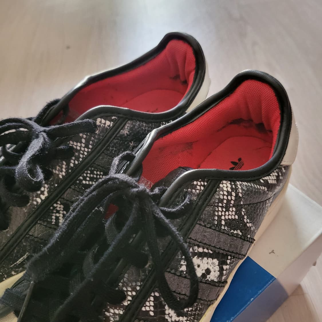 아디다스 슈퍼스타 뱀피(230) 상품이미지9