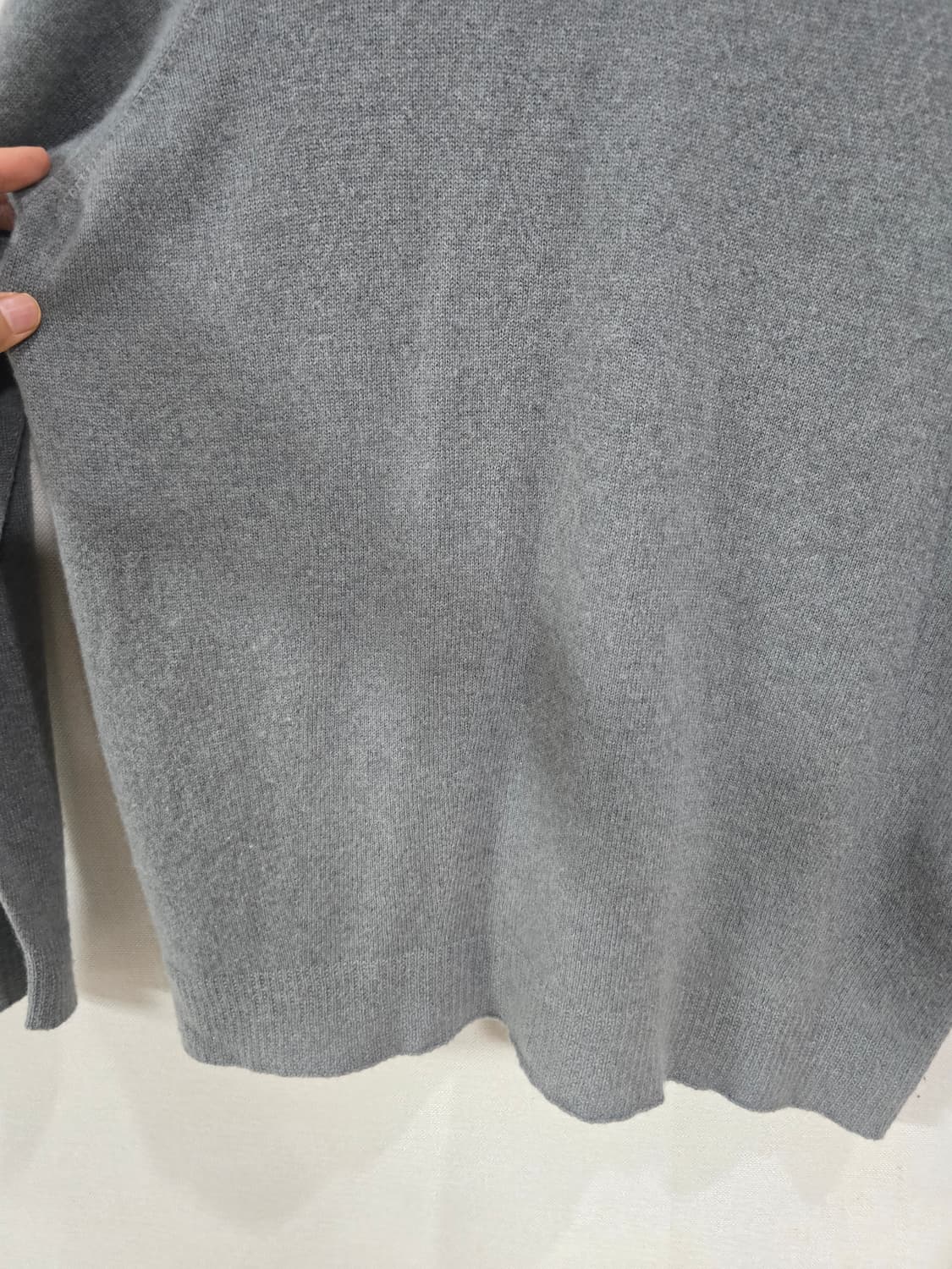 한섬 타임 넥라인 예쁜 캐시미어100 니트티 상품이미지4