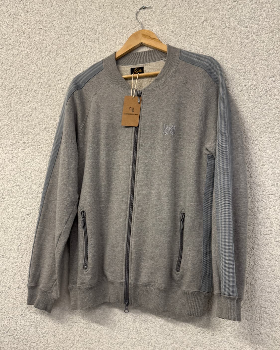 니들스 스튜디오스 별주 스웻 트랙탑 상품이미지1