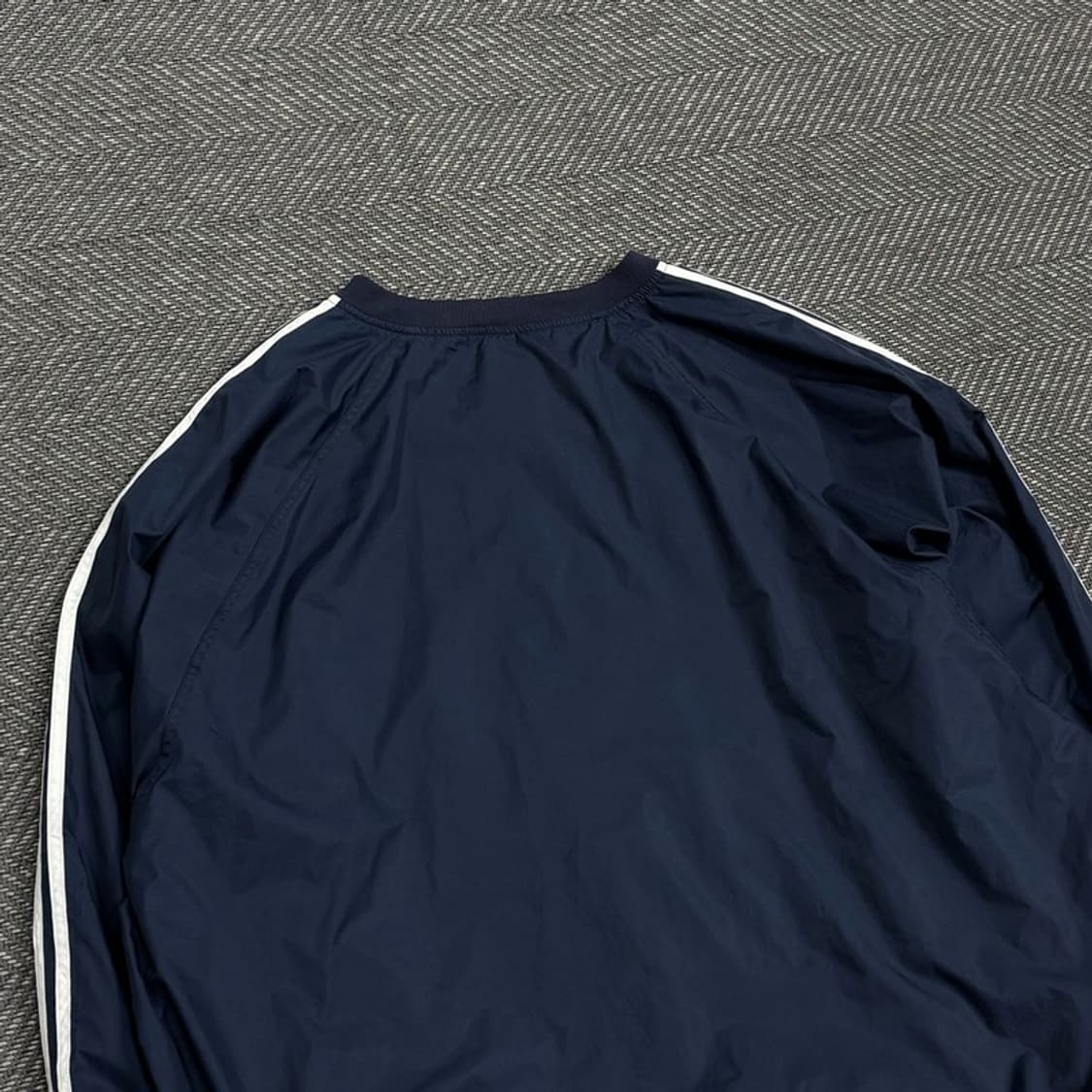 아디다스 삼선 브이넥 풀오버 웜업 V0487 상품이미지5