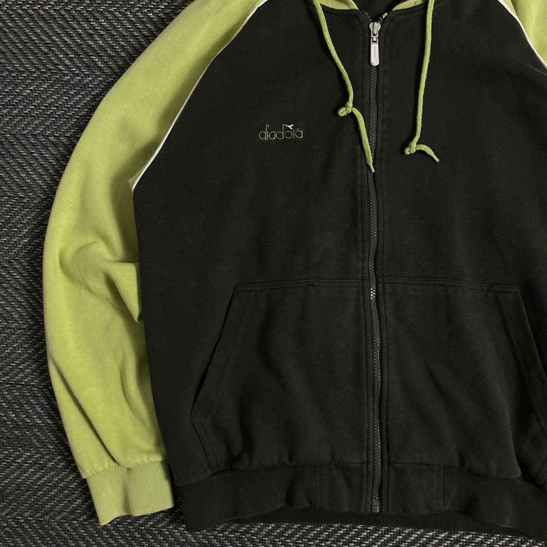 00s 디아도라 올드스쿨 박시핏 후드 집업y 3005 상품이미지4
