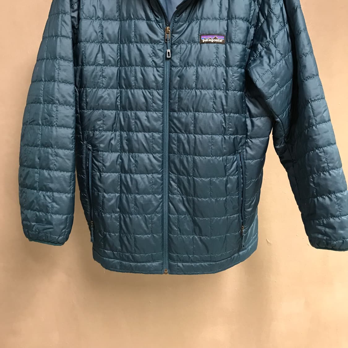 파타고니아 경량 패딩 M 상품이미지3