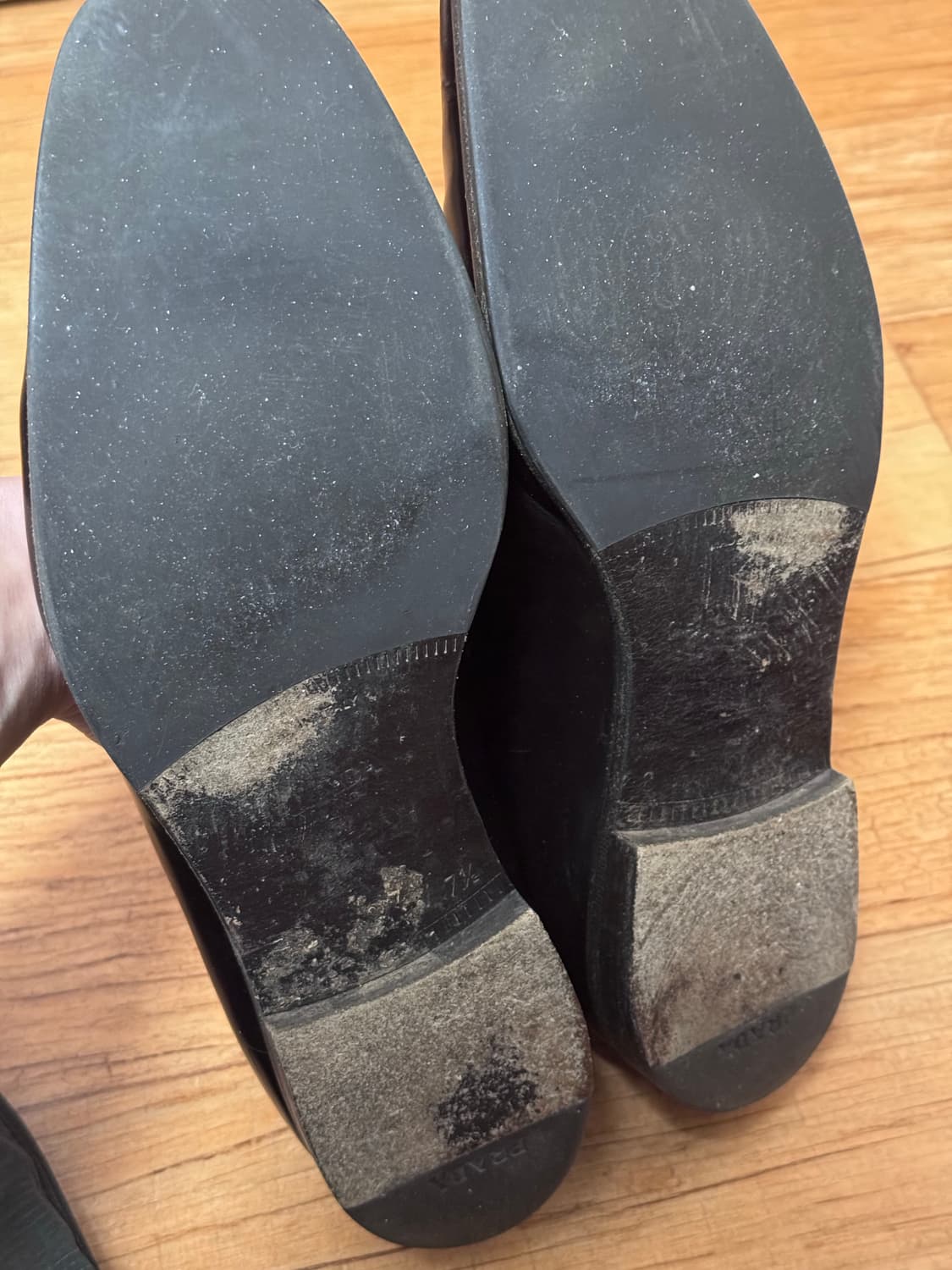 프라다 블랙 페니로퍼 상품이미지3