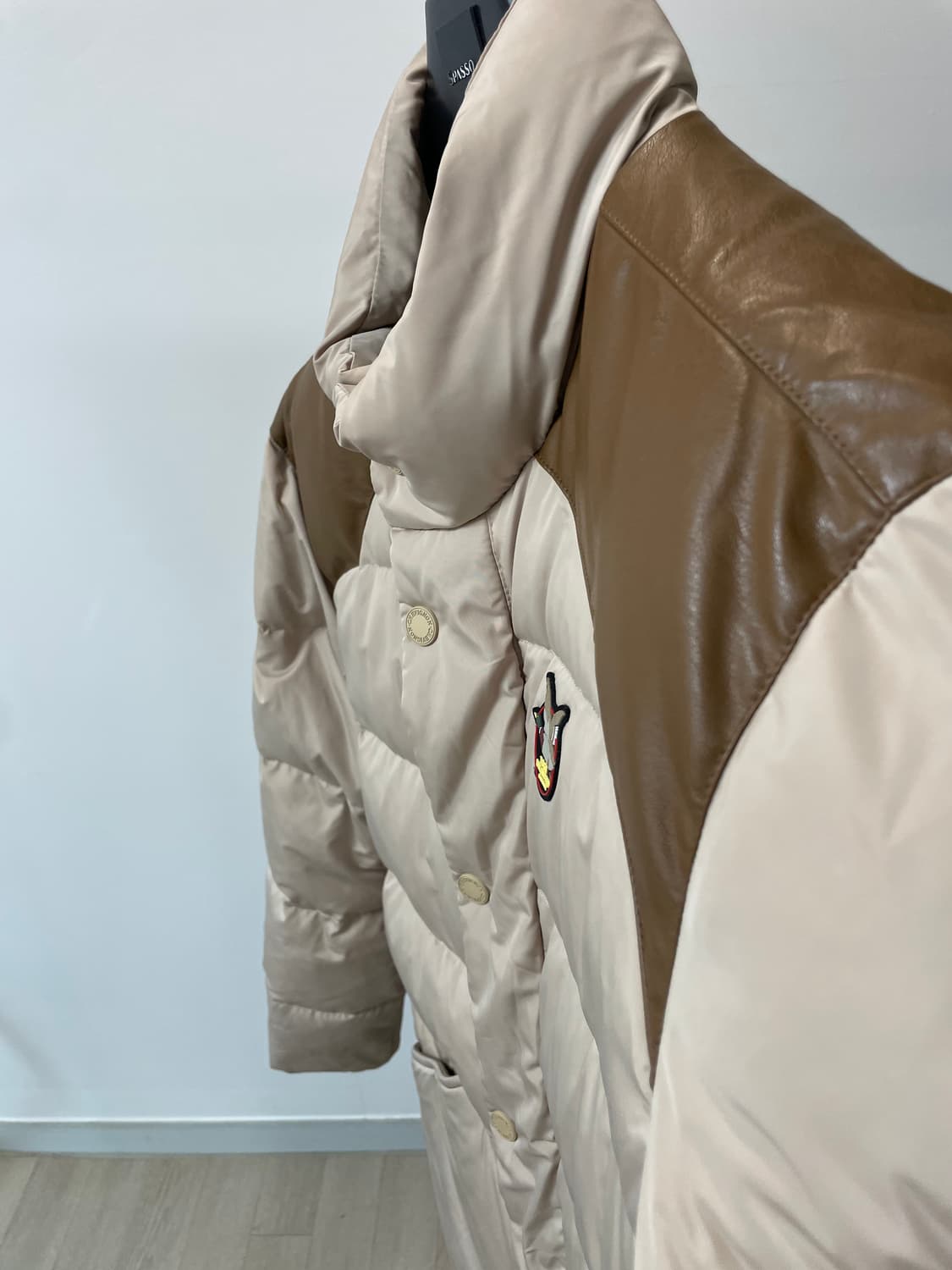 (100) 쉐비뇽 배색 덕다운 패딩 자켓 상품이미지2