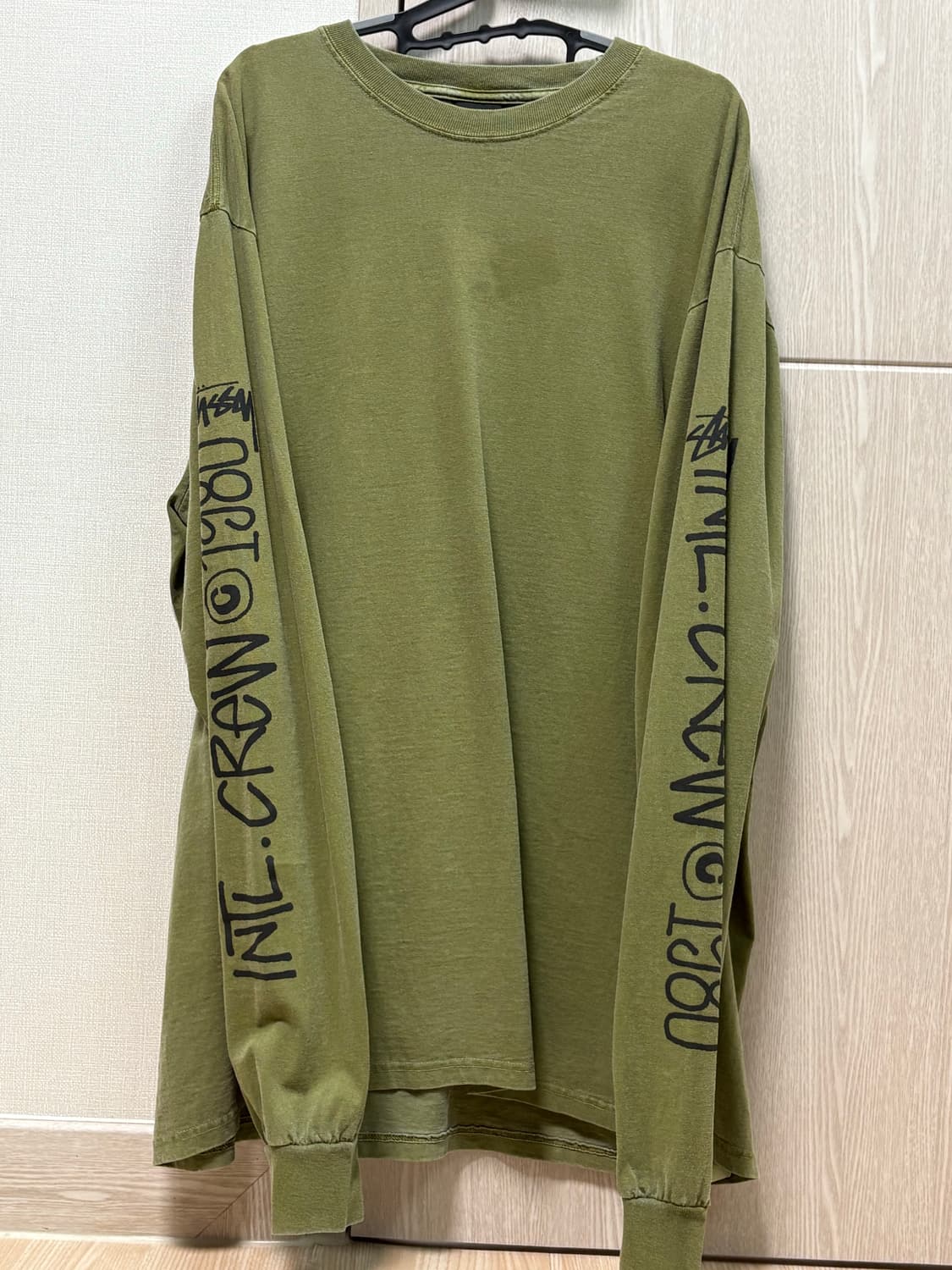 스투시 인터내셔널 피그먼트 다이드 롱슬리브 티셔츠 상품이미지1