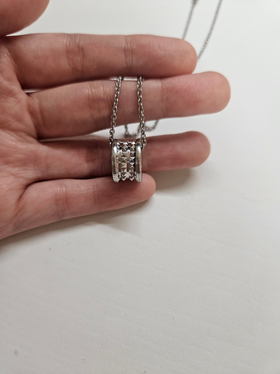 불가리 실버 락스터드 세이브더칠드런 목걸이 정품 상품이미지2