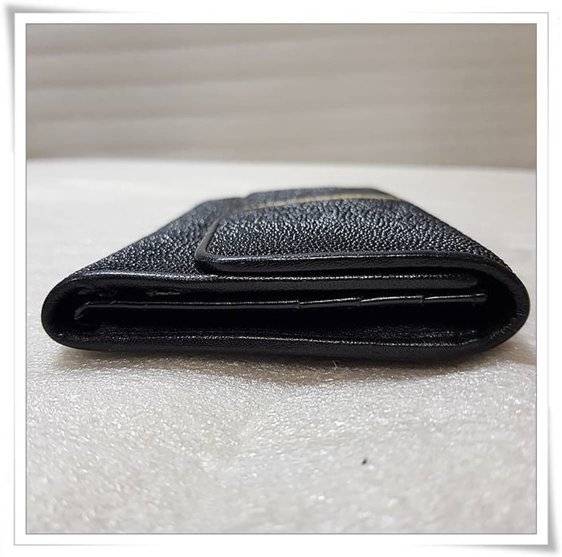 mittso 브랜드의 블랙 가오리 가죽 장지갑 상품이미지10