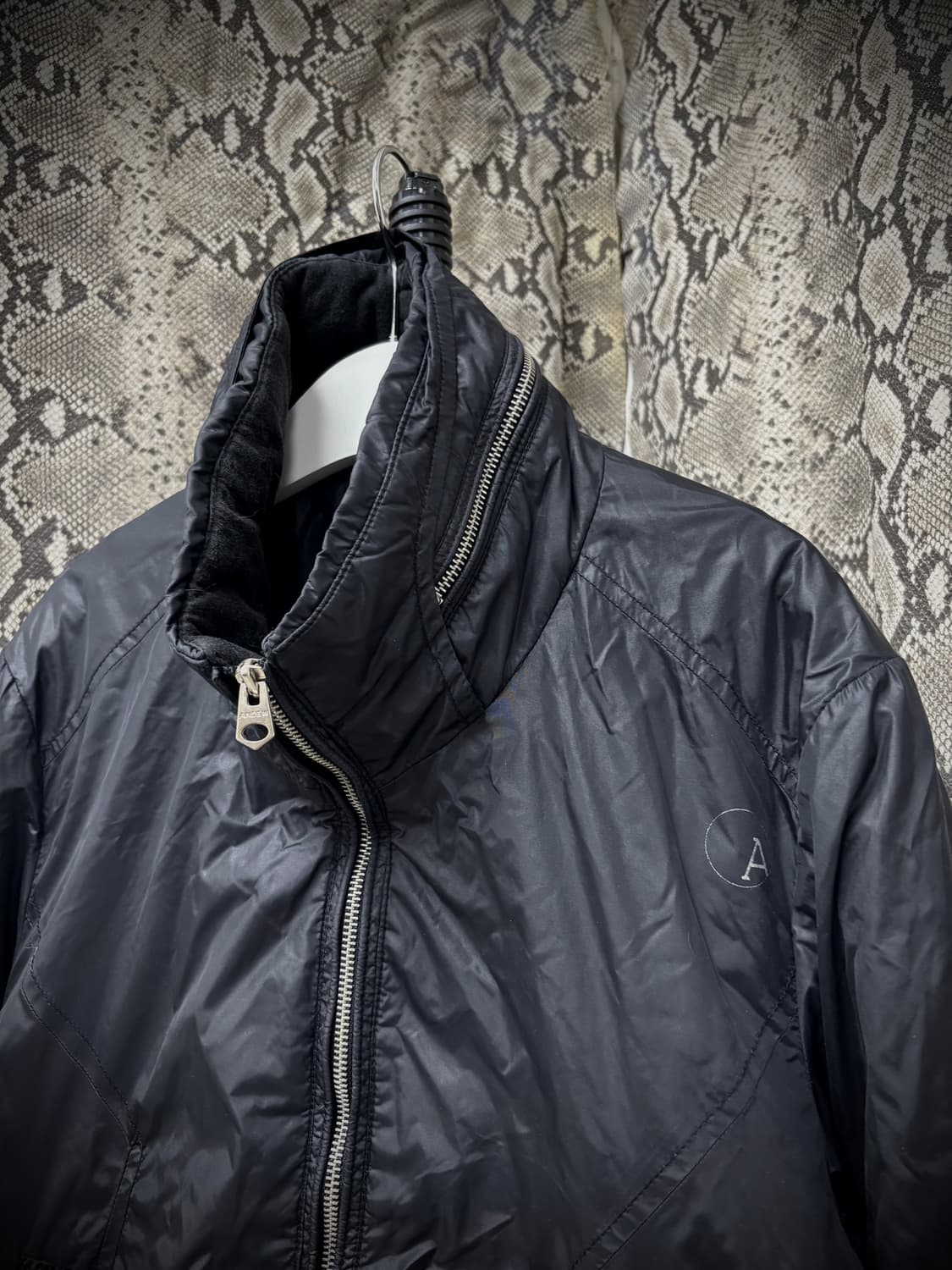 [Andew Y2K] Deep Navy Nylon Padded Jacke 상품이미지7