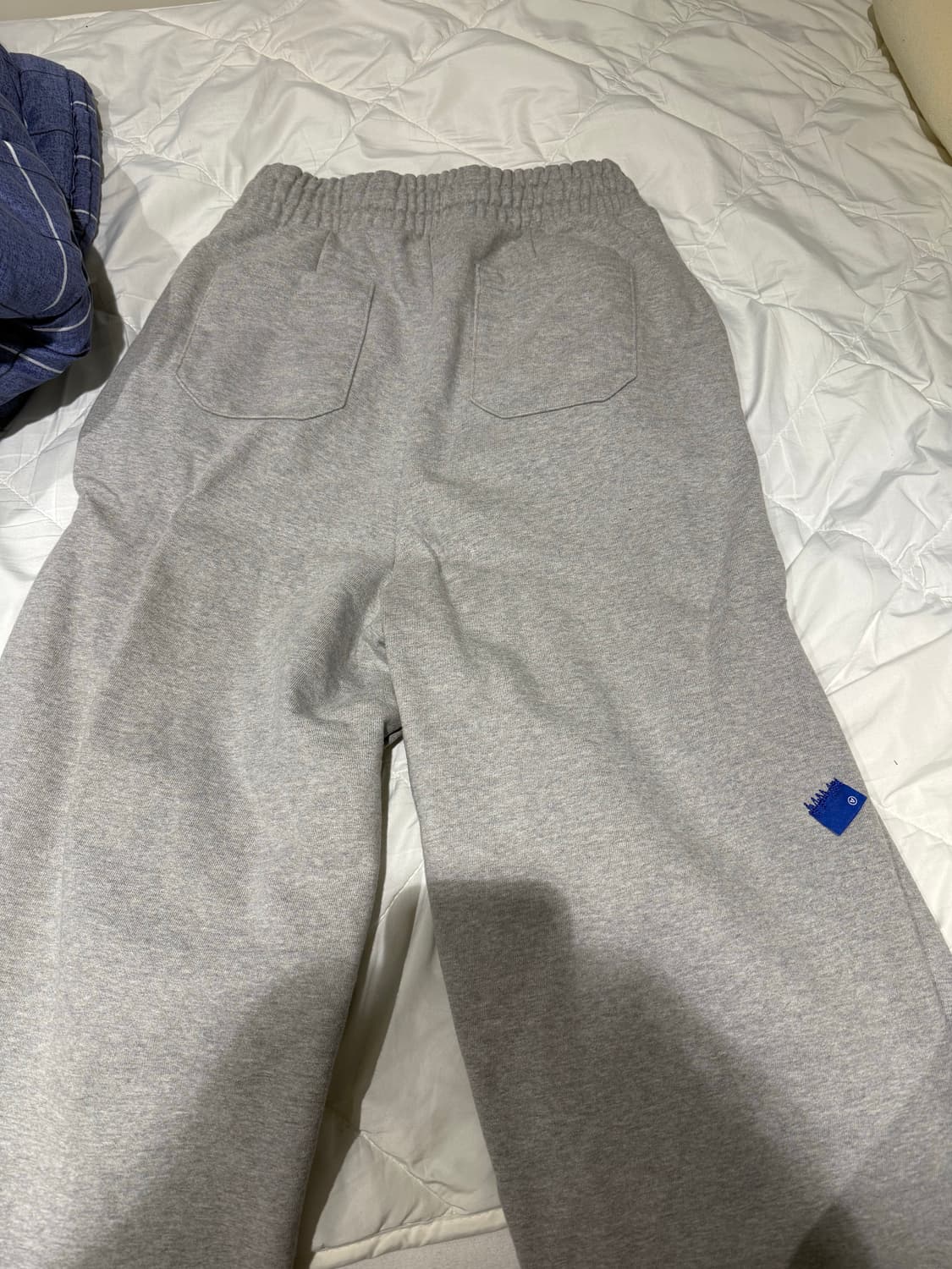 아더에러 시그니피컨트 TRS 태그 스웨트팬츠 01 그레이 상품이미지3