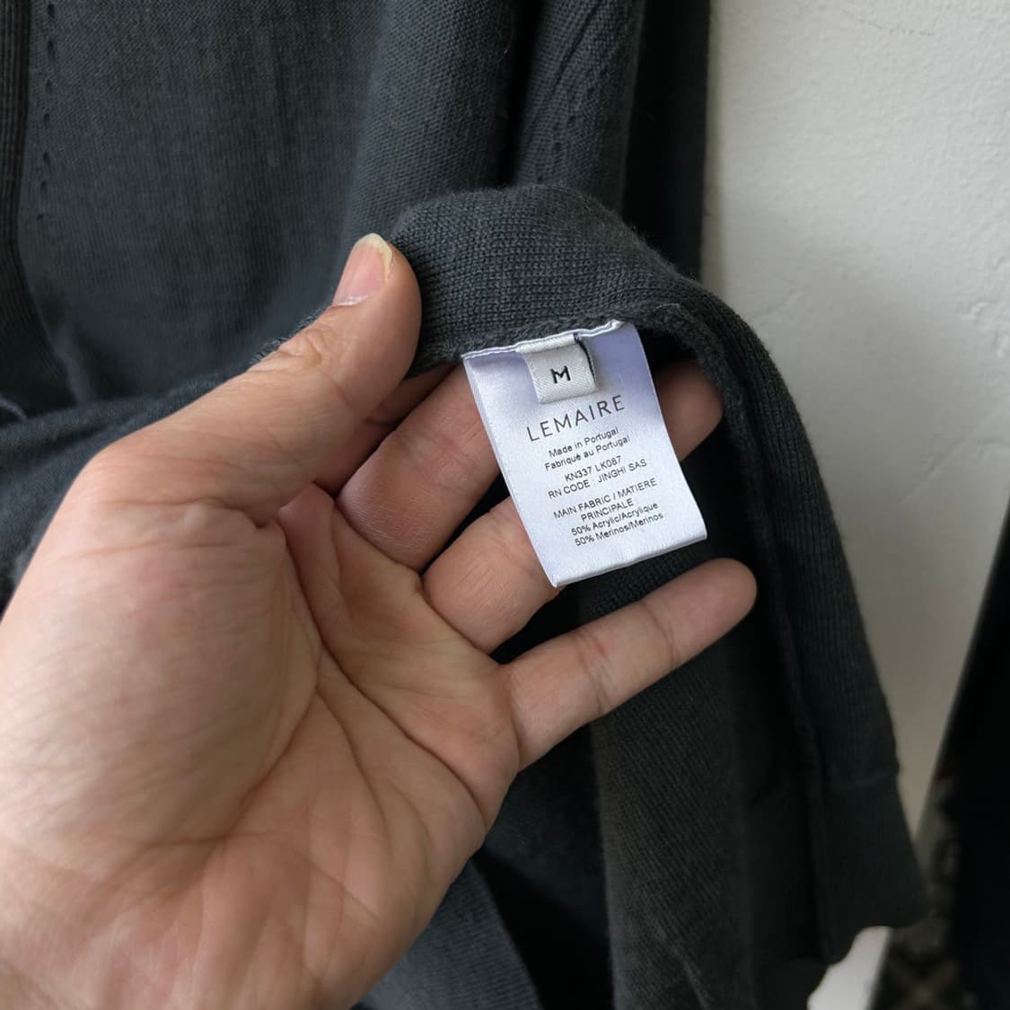 16823 - 르메르 메리노 블렌드 트위스트 가디건 상품이미지4